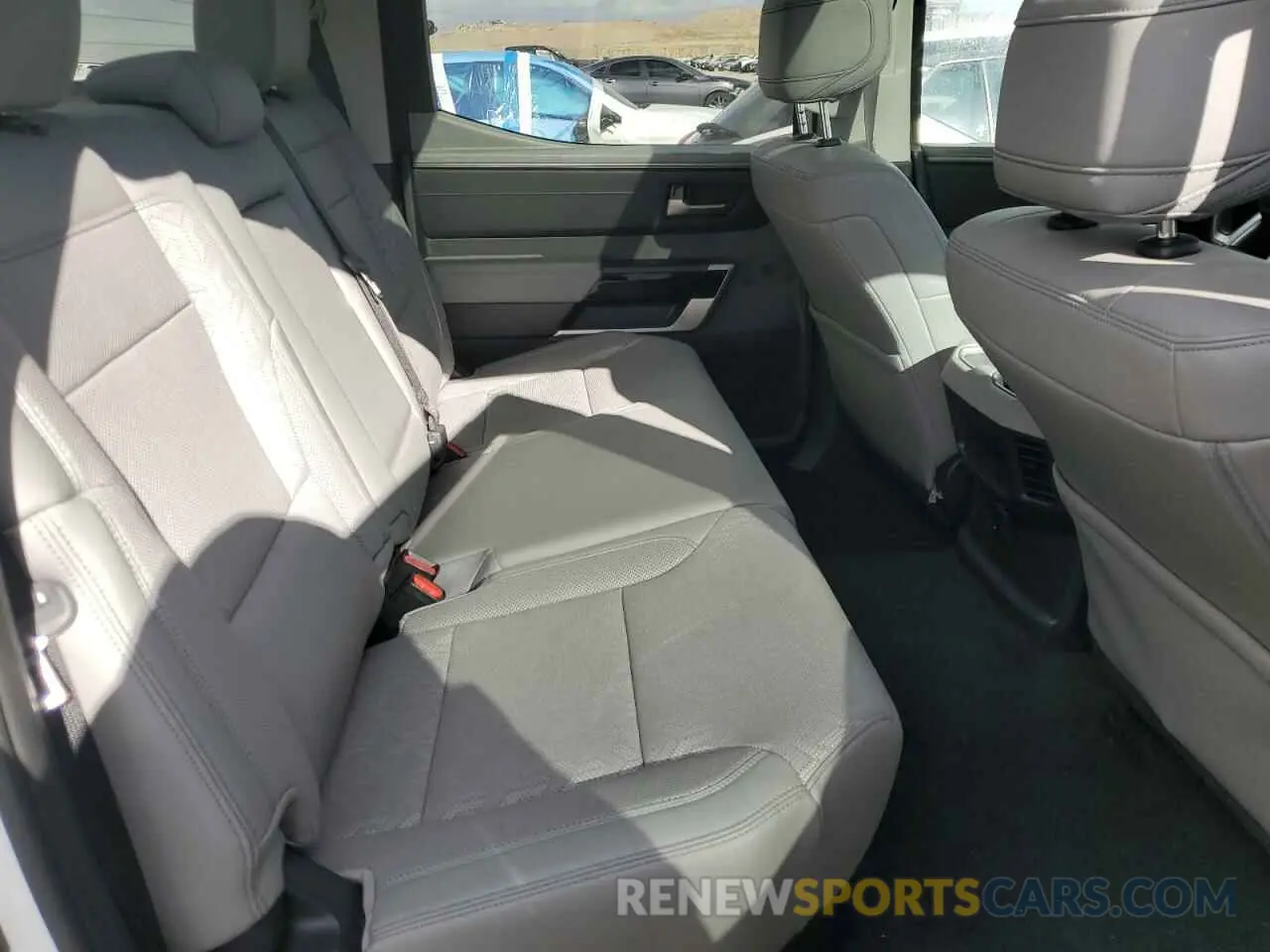 10 fotografías del automóvil dañado 5TFJC5AB9NX001199 TOYOTA TUNDRA 2022