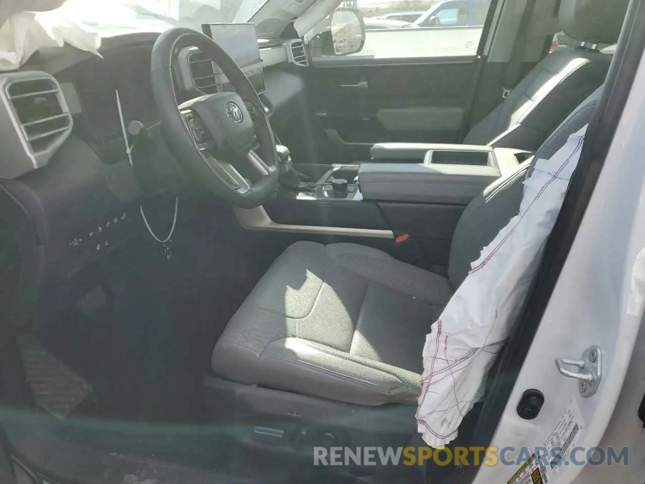 7 fotografías del automóvil dañado 5TFJC5AB9NX001199 TOYOTA TUNDRA 2022