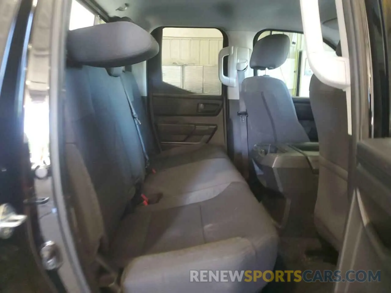10 fotografías del automóvil dañado 5TFKB5AA3NX012617 TOYOTA TUNDRA 2022