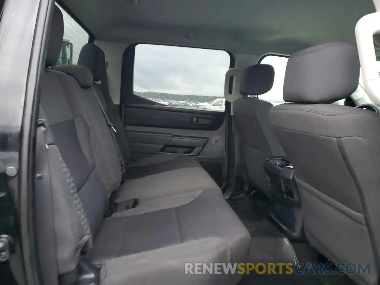 10 fotografías del automóvil dañado 5TFKB5AB8NX018809 TOYOTA TUNDRA 2022