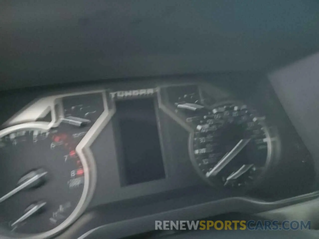 9 fotografías del automóvil dañado 5TFKB5AB8NX018809 TOYOTA TUNDRA 2022