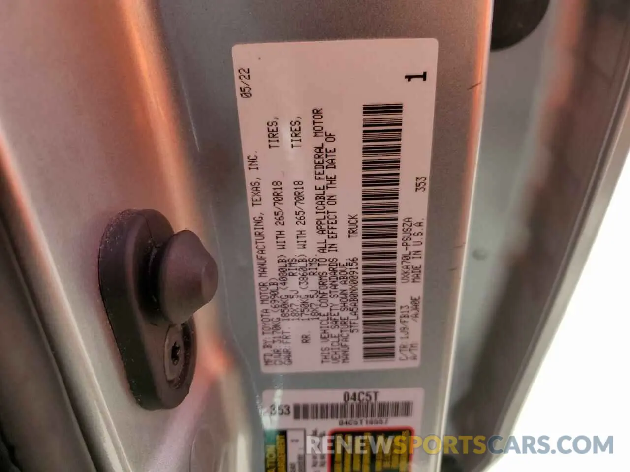 12 fotografías del automóvil dañado 5TFLA5AB0NX009156 TOYOTA TUNDRA 2022
