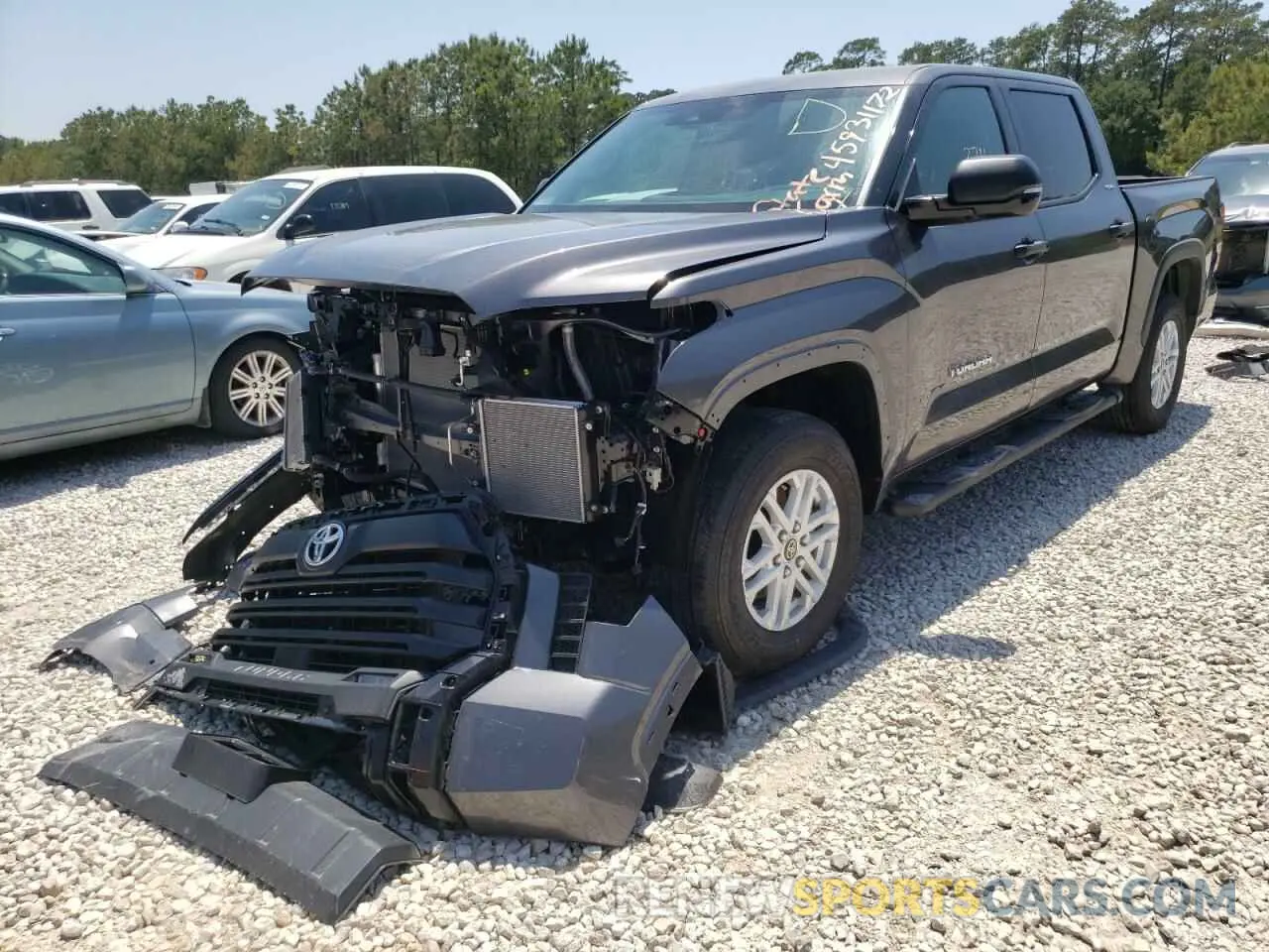 2 fotografías del automóvil dañado 5TFLA5AB2NX005352 TOYOTA TUNDRA 2022