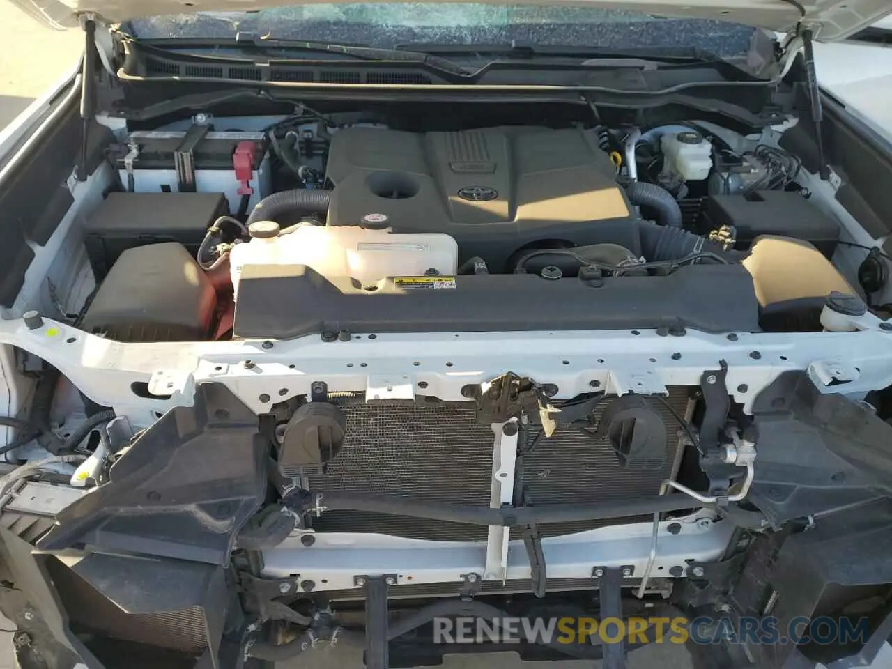 11 fotografías del automóvil dañado 5TFLA5AB5NX004275 TOYOTA TUNDRA 2022