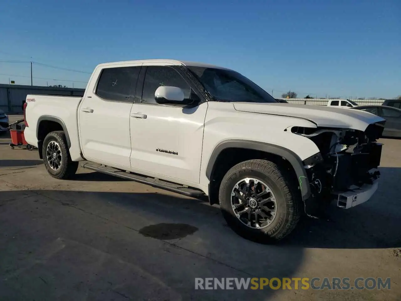 4 fotografías del automóvil dañado 5TFLA5AB5NX004275 TOYOTA TUNDRA 2022