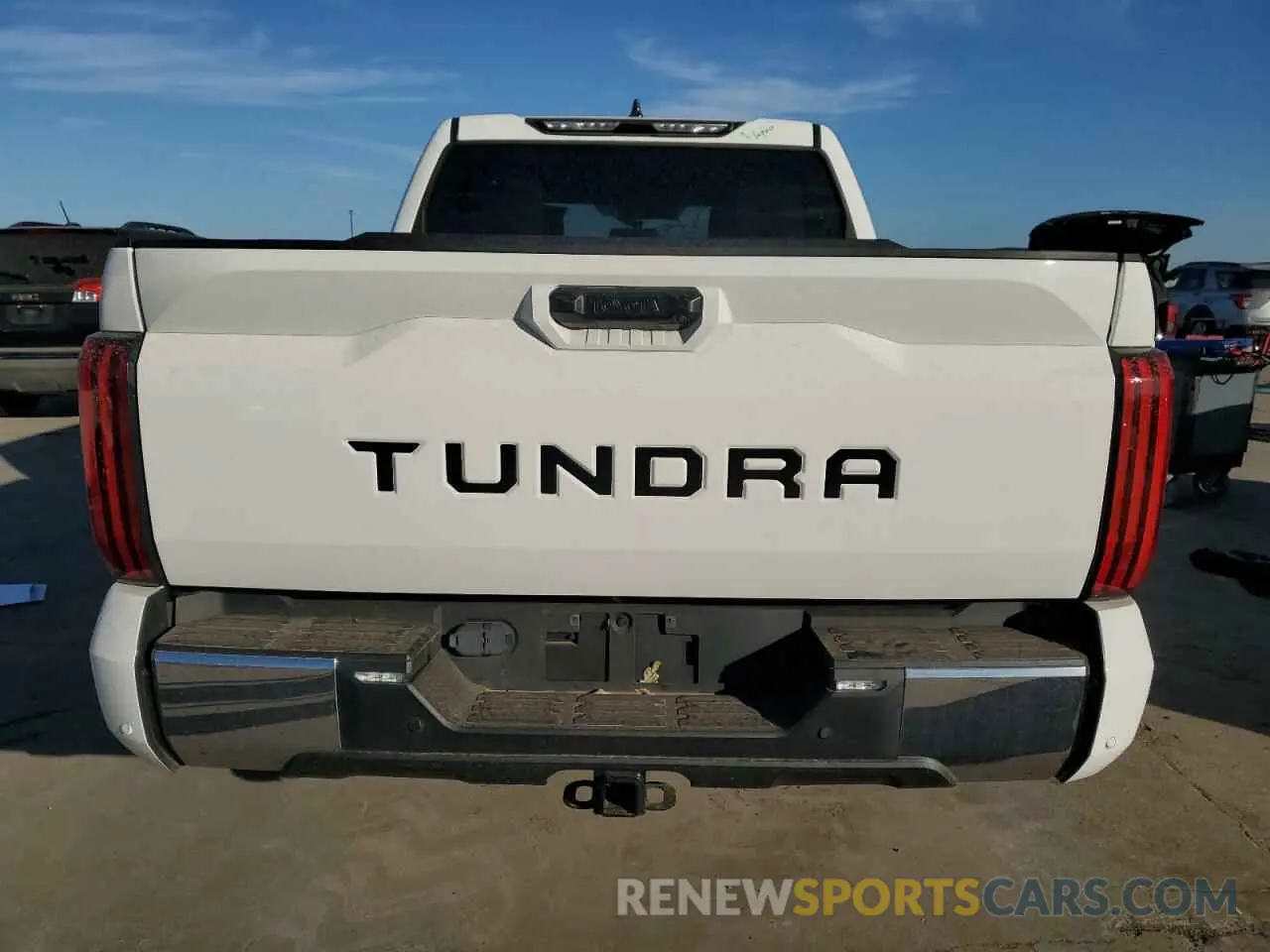 6 fotografías del automóvil dañado 5TFLA5AB5NX004275 TOYOTA TUNDRA 2022