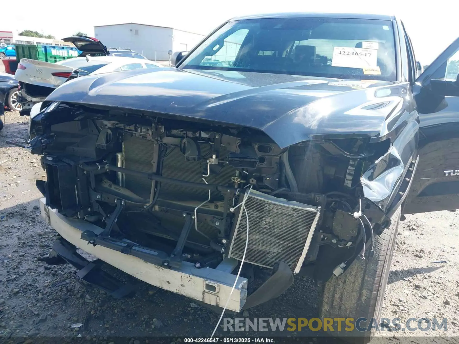 6 fotografías del automóvil dañado 5TFLA5AB7NX010692 TOYOTA TUNDRA 2022