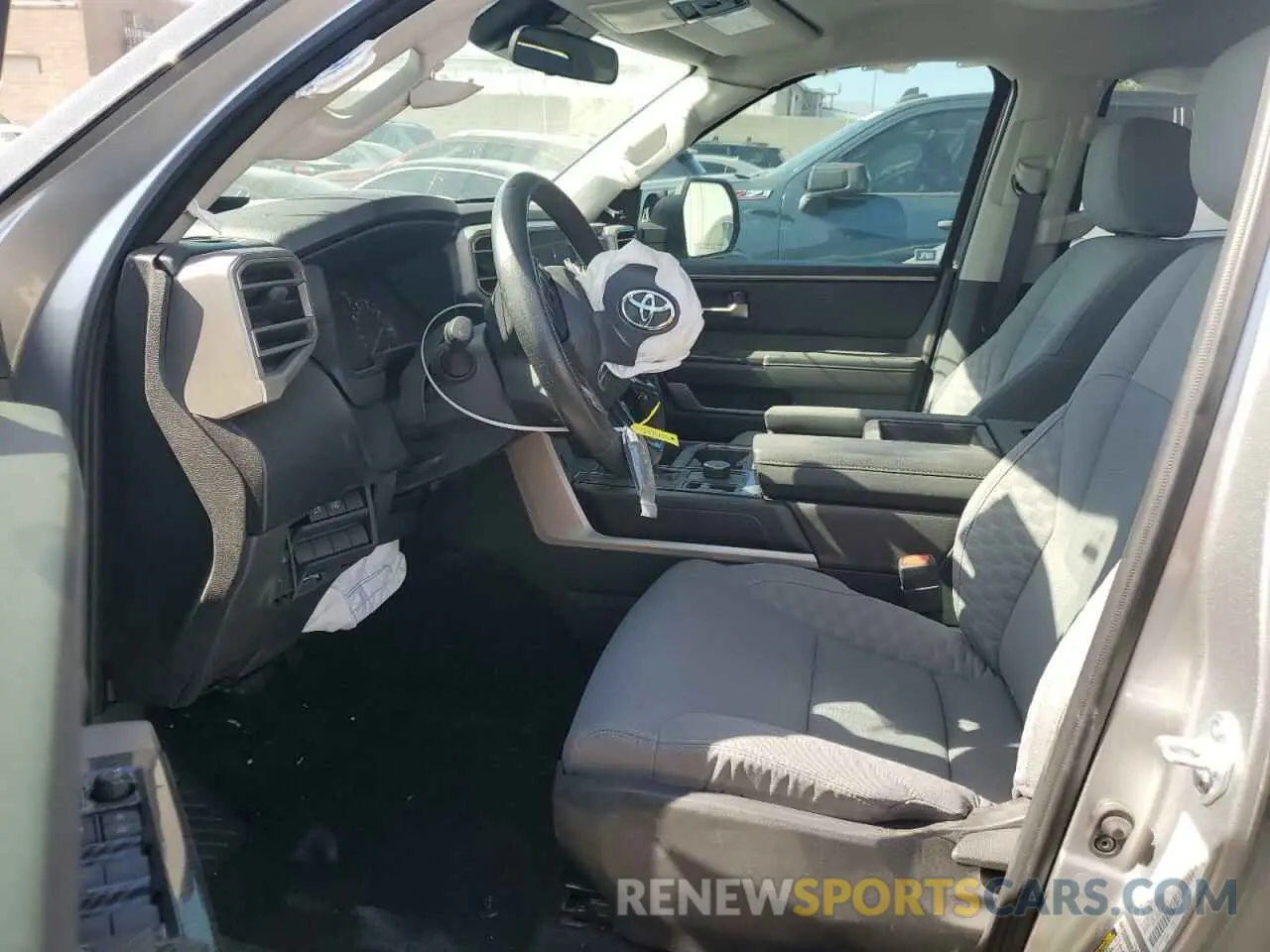 7 fotografías del automóvil dañado 5TFLA5DA0NX048123 TOYOTA TUNDRA 2022