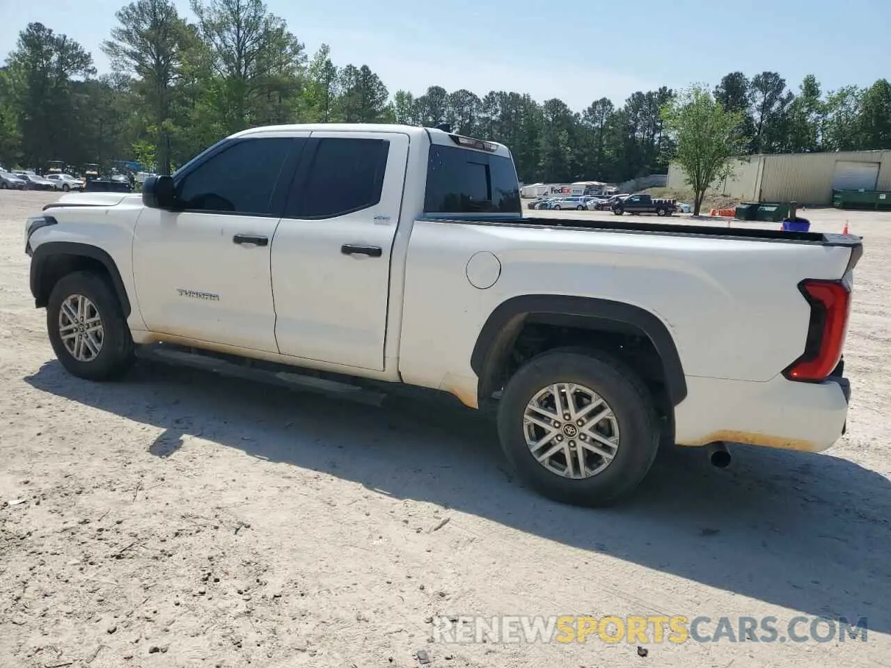 2 fotografías del automóvil dañado 5TFLA5DA5NX048280 TOYOTA TUNDRA 2022