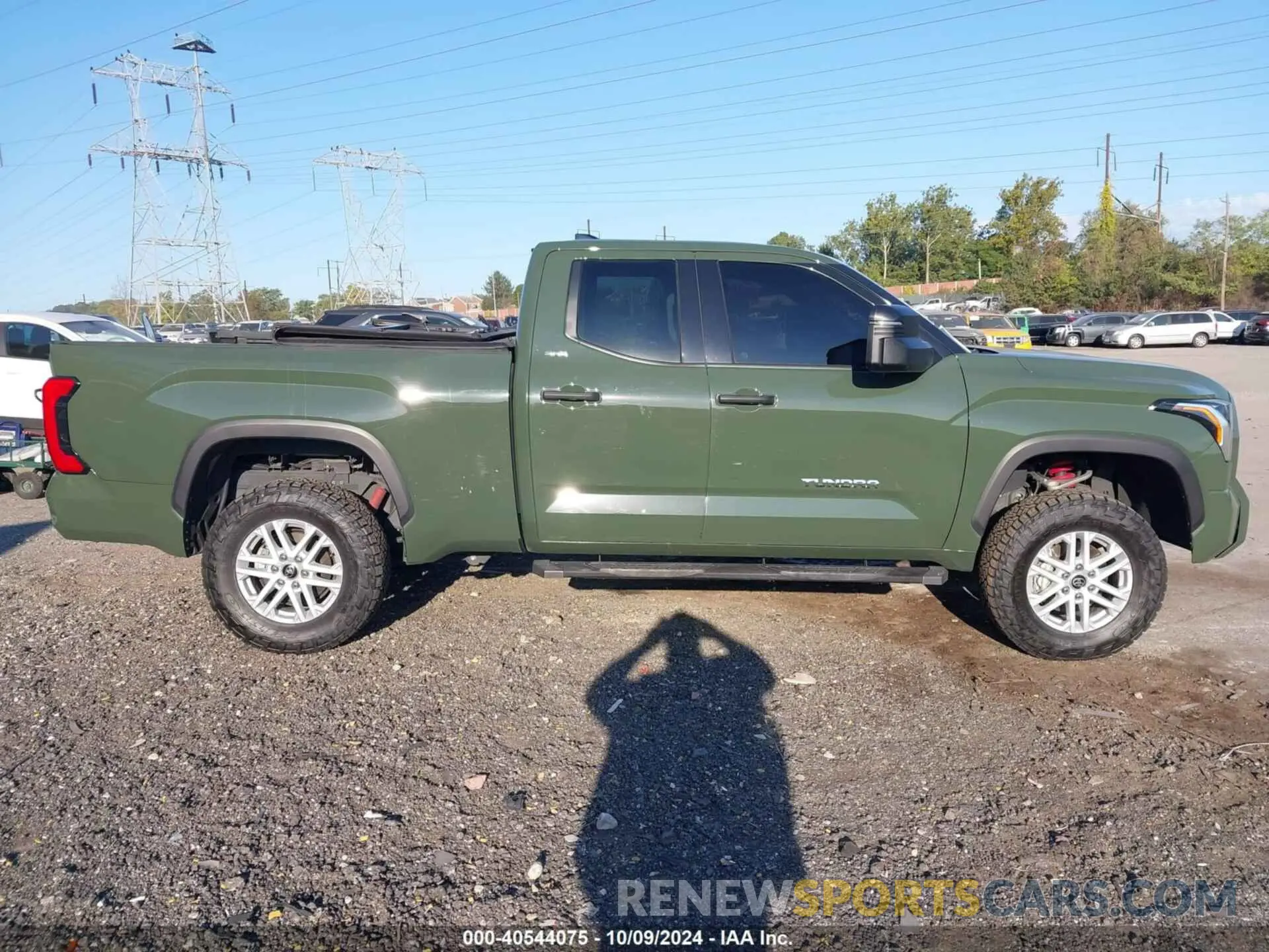 13 fotografías del automóvil dañado 5TFLA5DA6NX044819 TOYOTA TUNDRA 2022