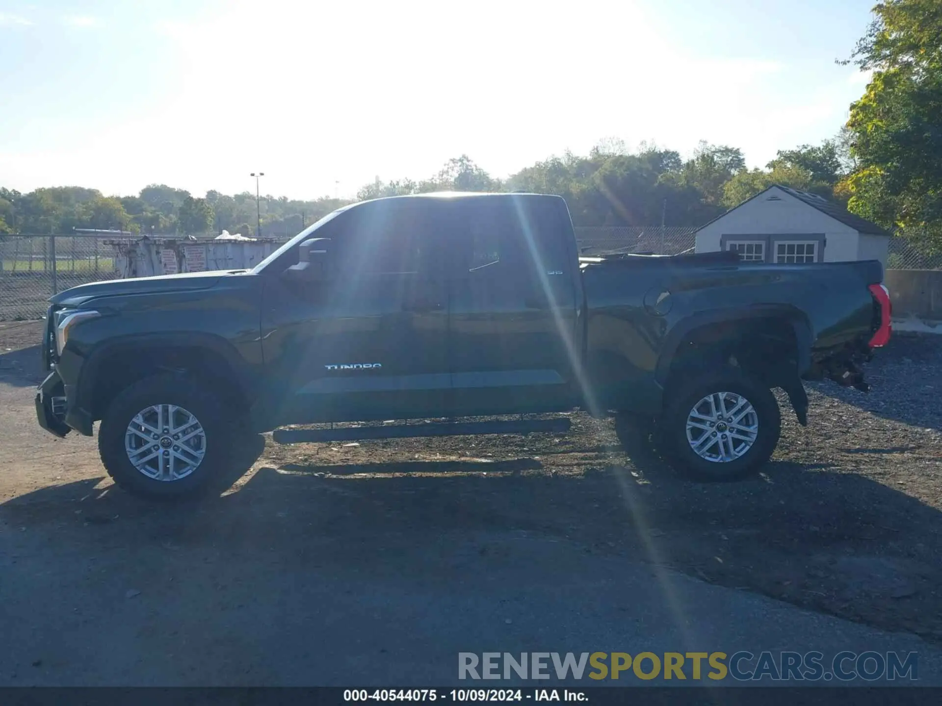 14 fotografías del automóvil dañado 5TFLA5DA6NX044819 TOYOTA TUNDRA 2022