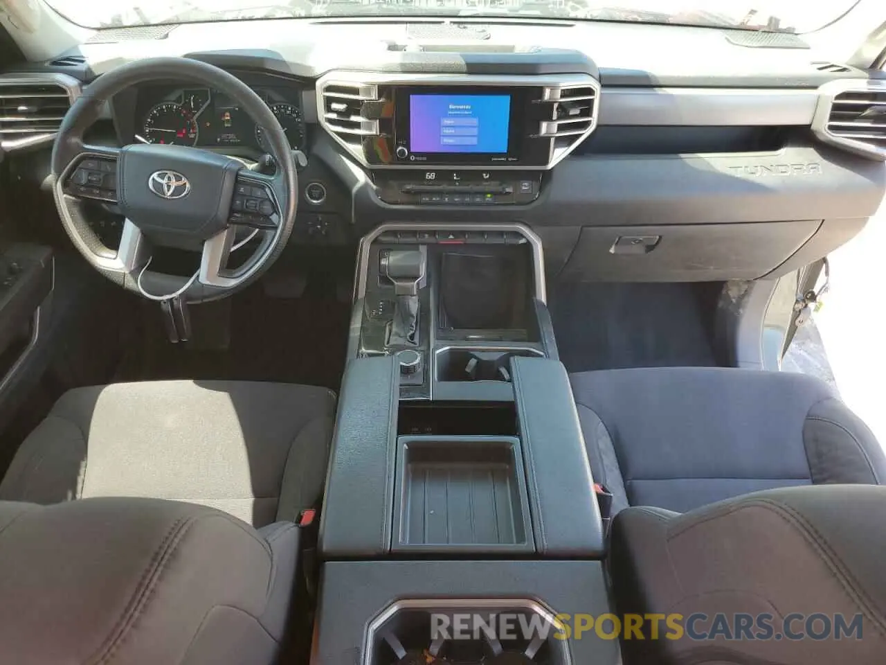 8 fotografías del automóvil dañado 5TFLA5DA9NX016142 TOYOTA TUNDRA 2022