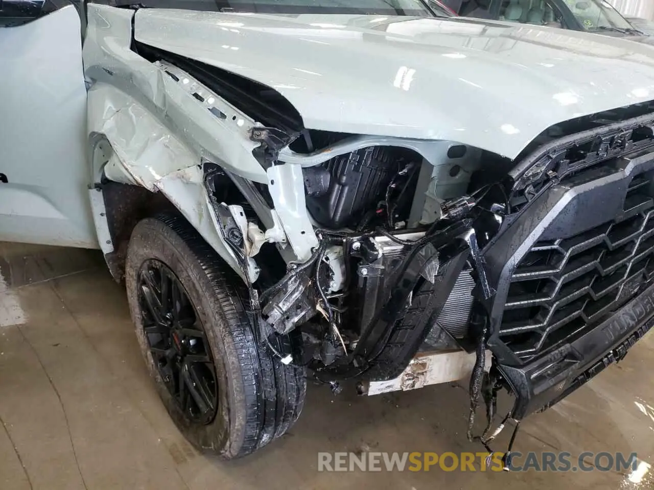 9 fotografías del automóvil dañado 5TFLA5DB0NX006477 TOYOTA TUNDRA 2022