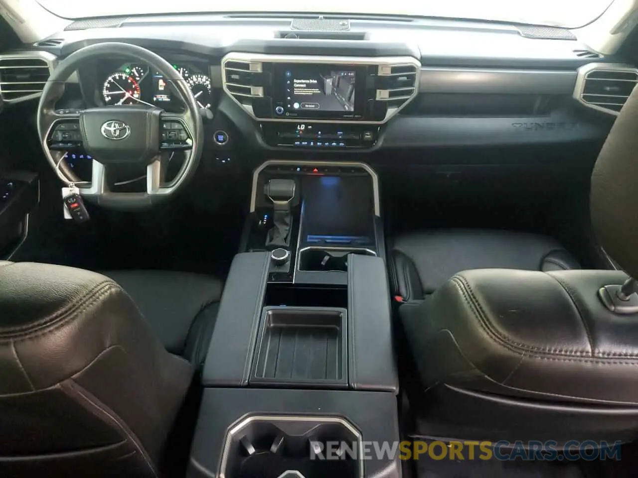 8 fotografías del automóvil dañado 5TFLA5DB0NX049572 TOYOTA TUNDRA 2022