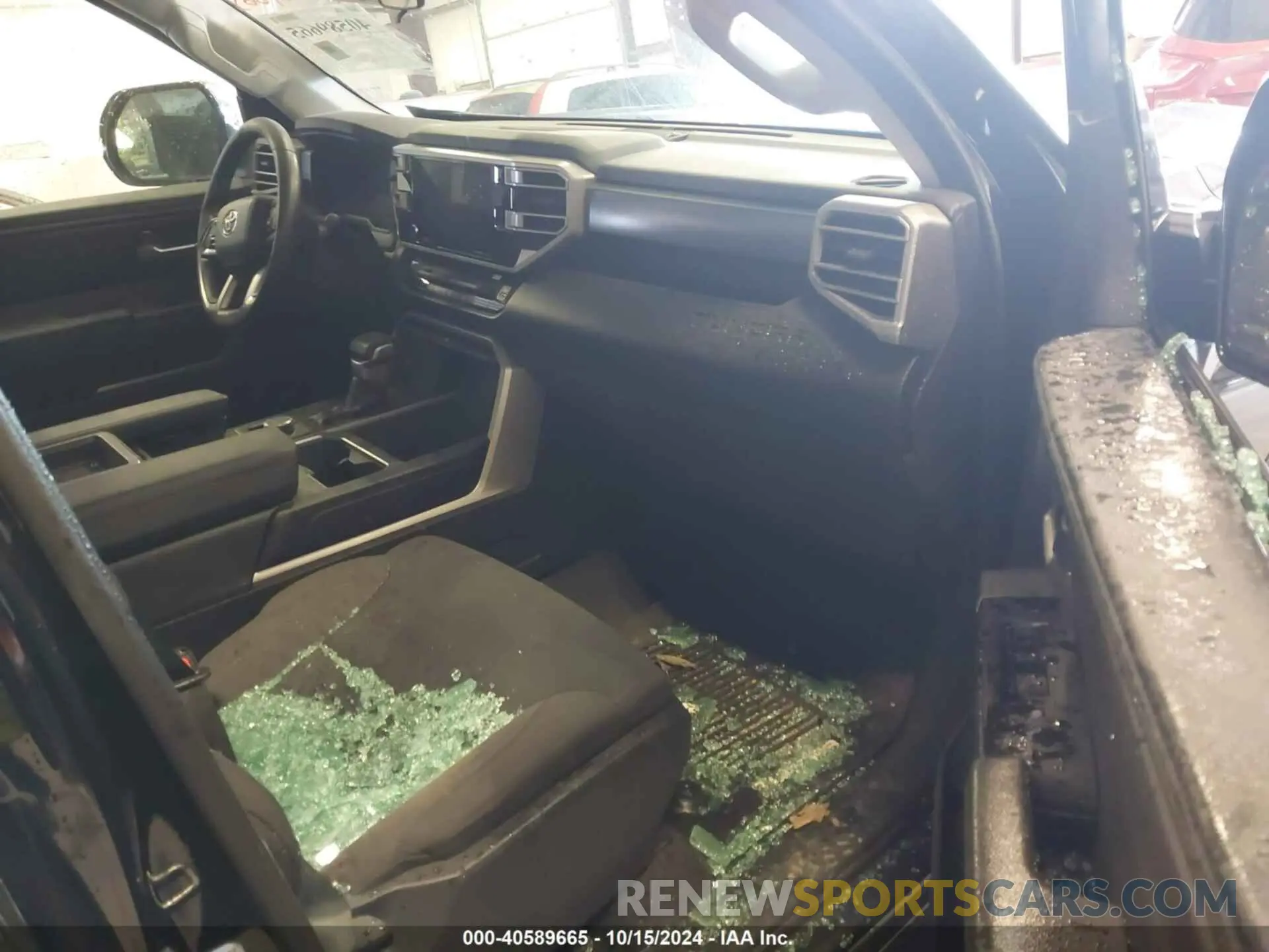 5 fotografías del automóvil dañado 5TFLA5DB2NX043272 TOYOTA TUNDRA 2022