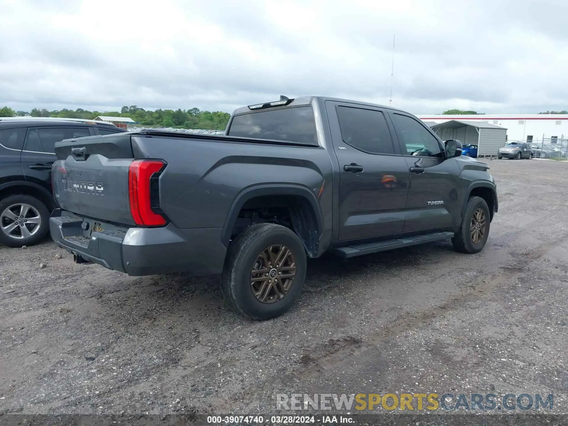 4 fotografías del automóvil dañado 5TFLA5DB5NX024750 TOYOTA TUNDRA 2022