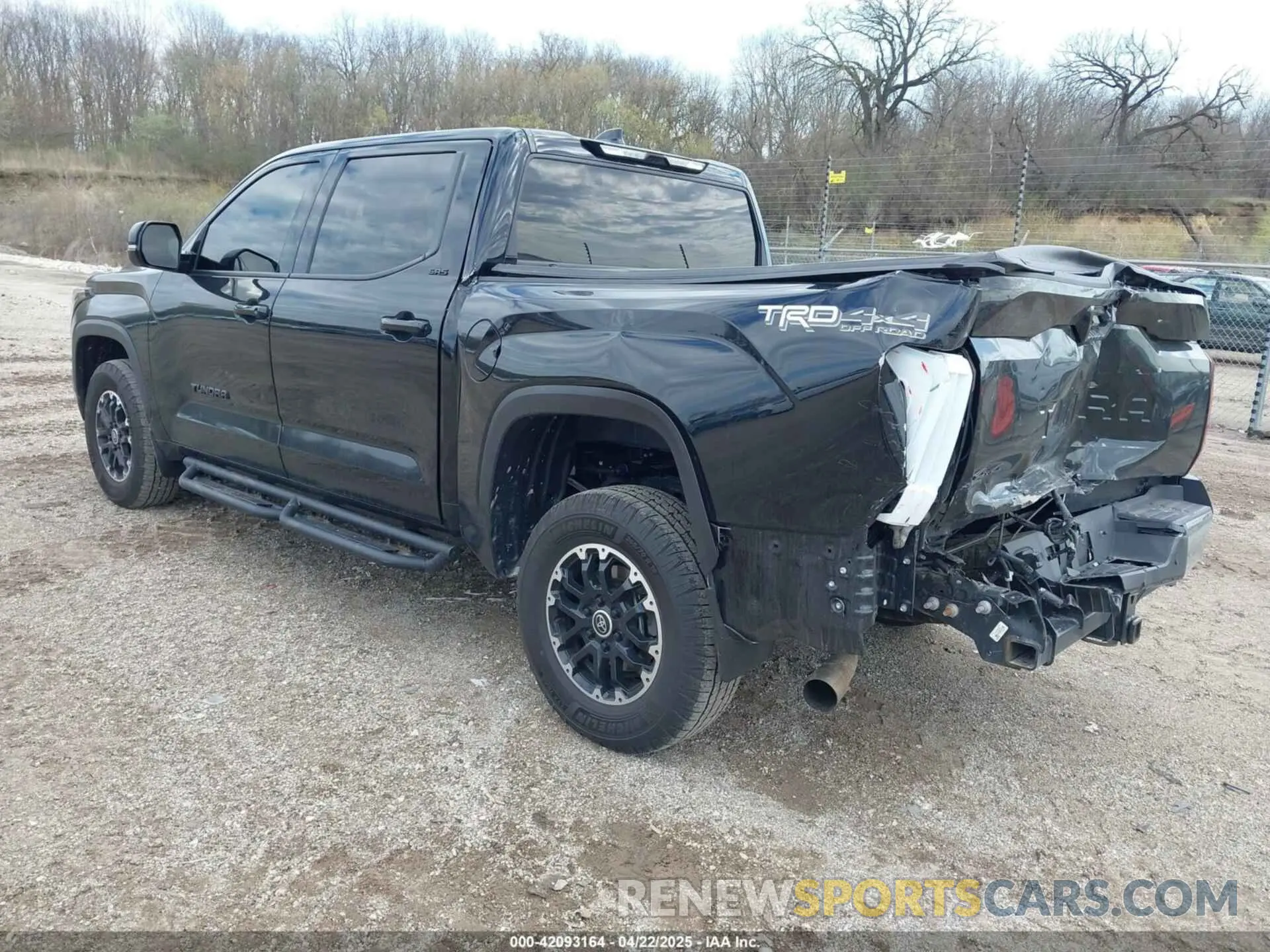 3 fotografías del automóvil dañado 5TFLA5DB5NX040513 TOYOTA TUNDRA 2022