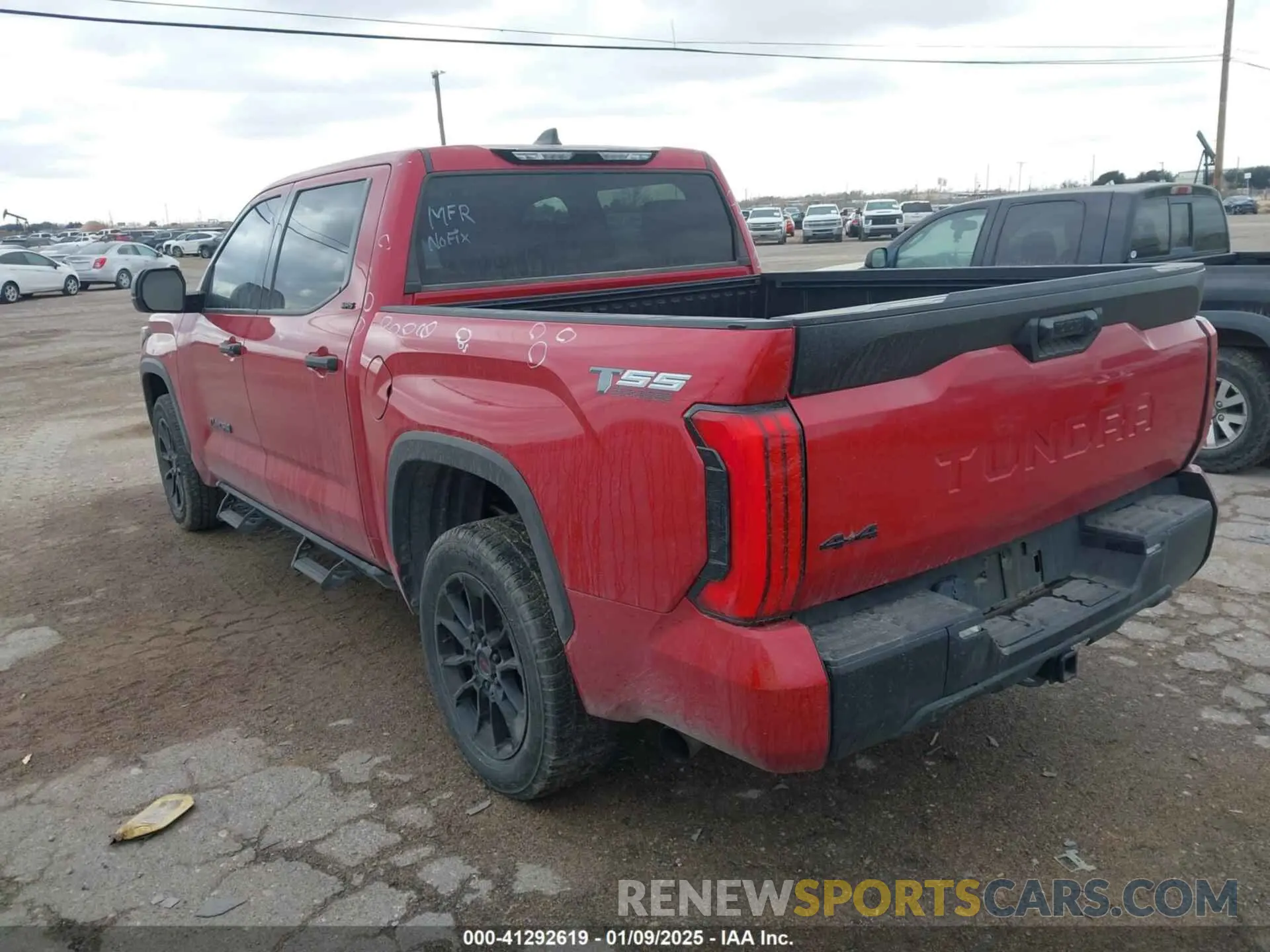 3 fotografías del automóvil dañado 5TFLA5DB5NX049938 TOYOTA TUNDRA 2022