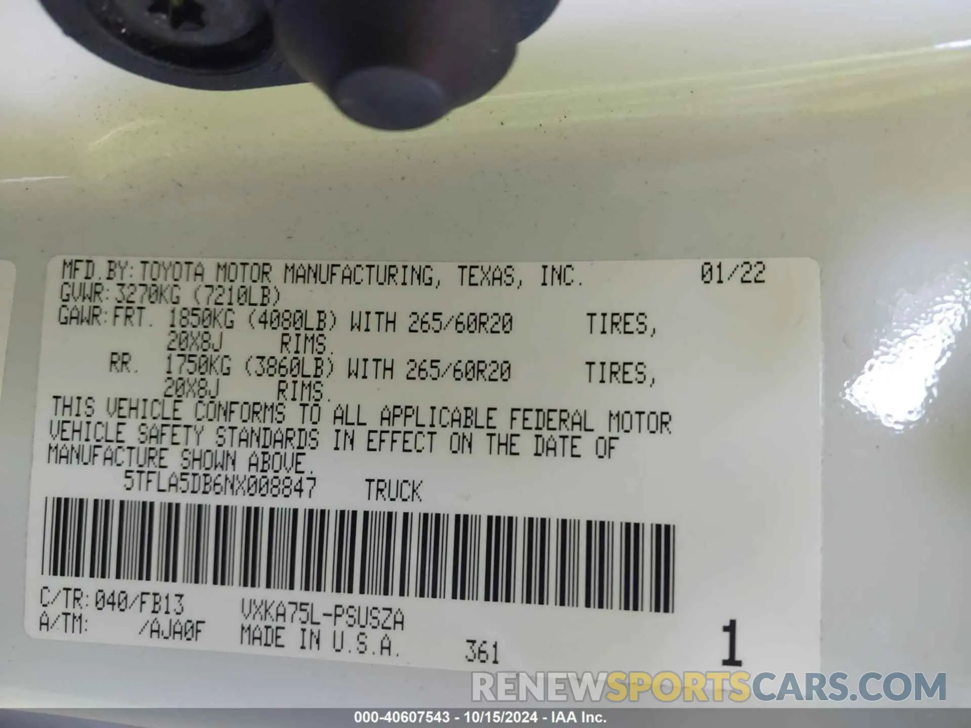 9 fotografías del automóvil dañado 5TFLA5DB6NX008847 TOYOTA TUNDRA 2022