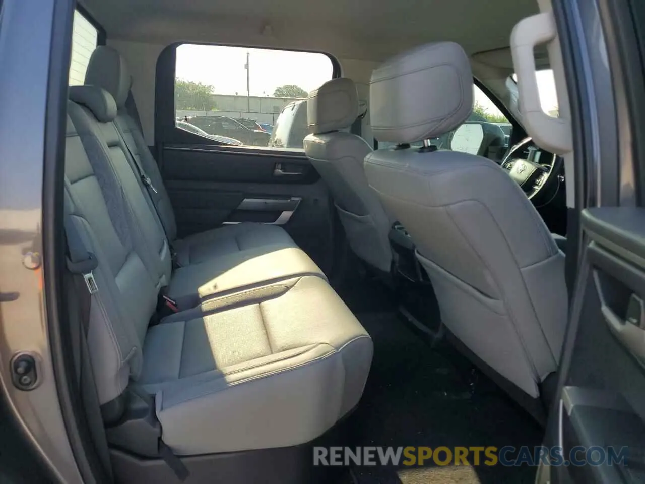 10 fotografías del automóvil dañado 5TFLA5DB6NX054114 TOYOTA TUNDRA 2022