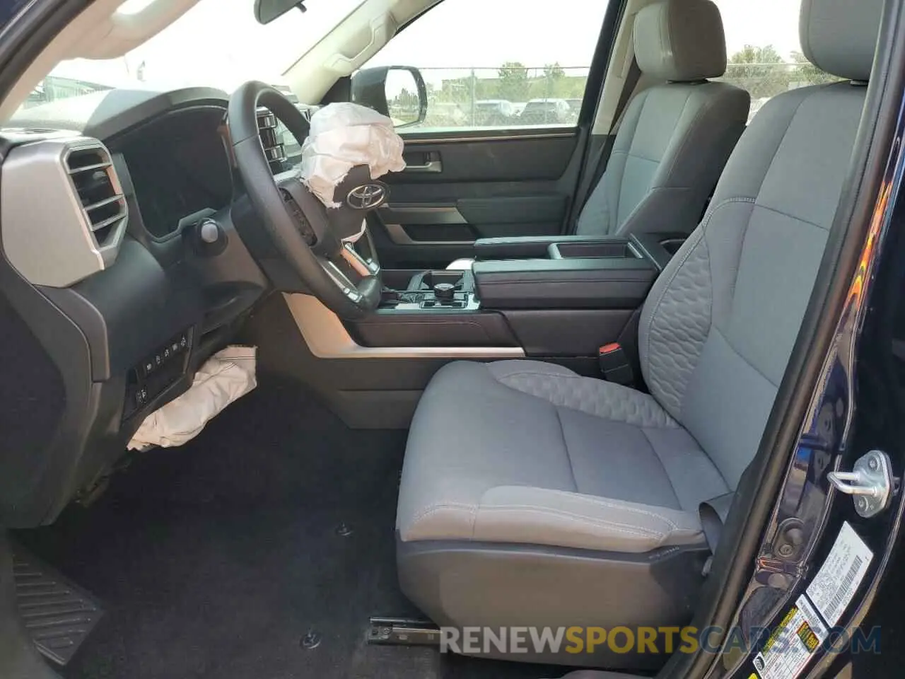 7 fotografías del automóvil dañado 5TFLA5DB8NX054549 TOYOTA TUNDRA 2022