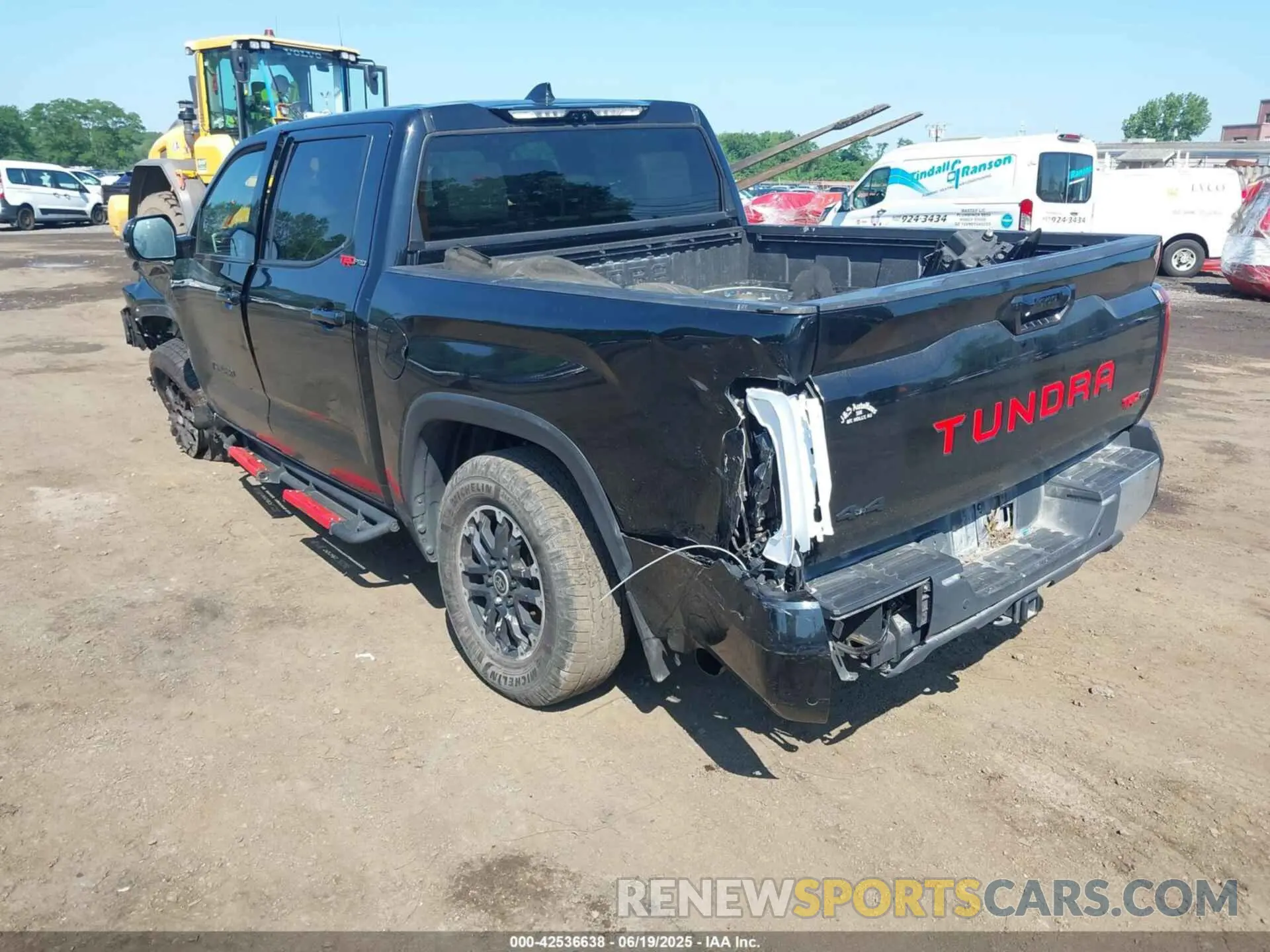 3 fotografías del automóvil dañado 5TFLA5DB9NX009104 TOYOTA TUNDRA 2022