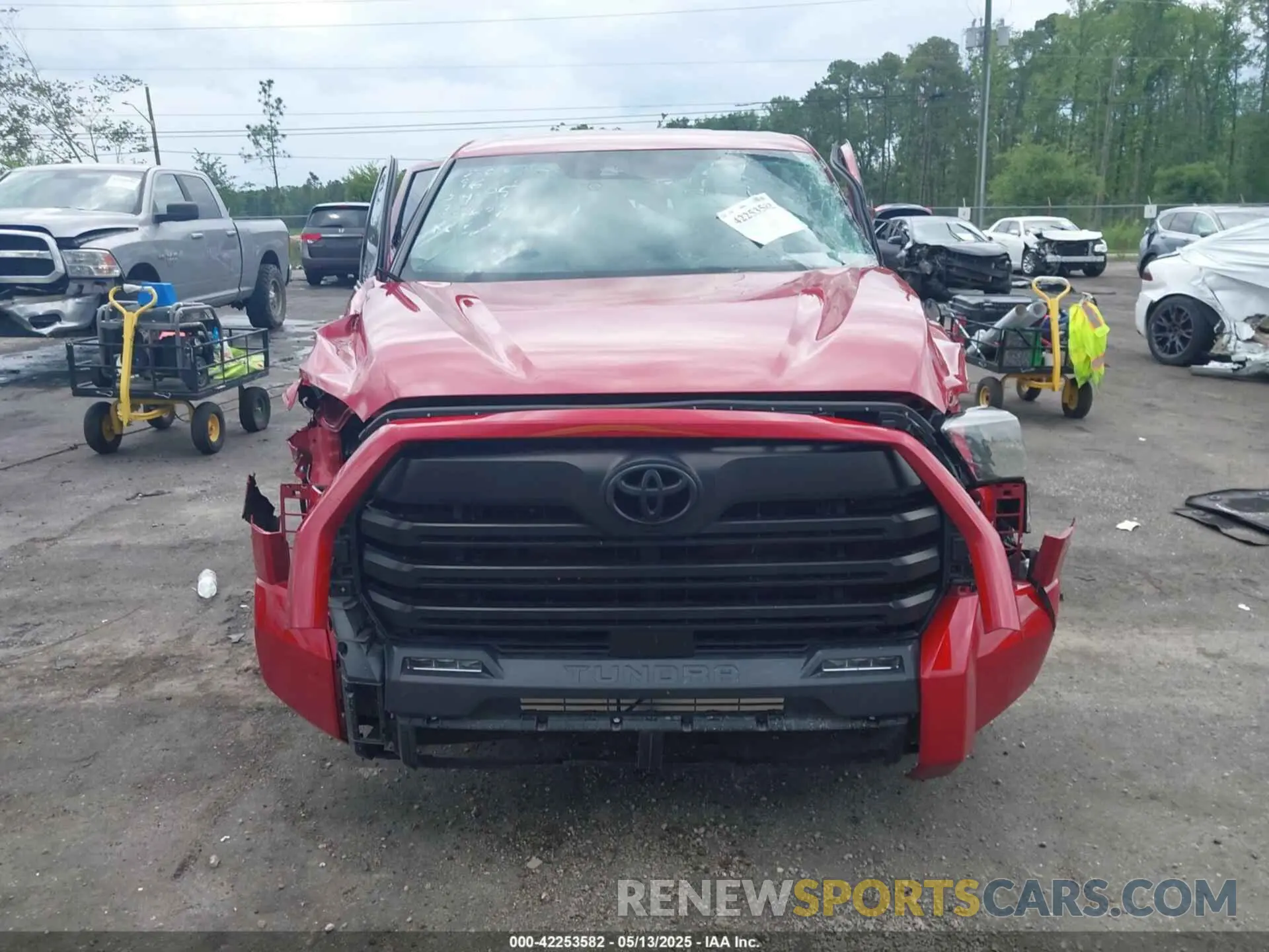 12 fotografías del automóvil dañado 5TFLA5DB9NX013749 TOYOTA TUNDRA 2022