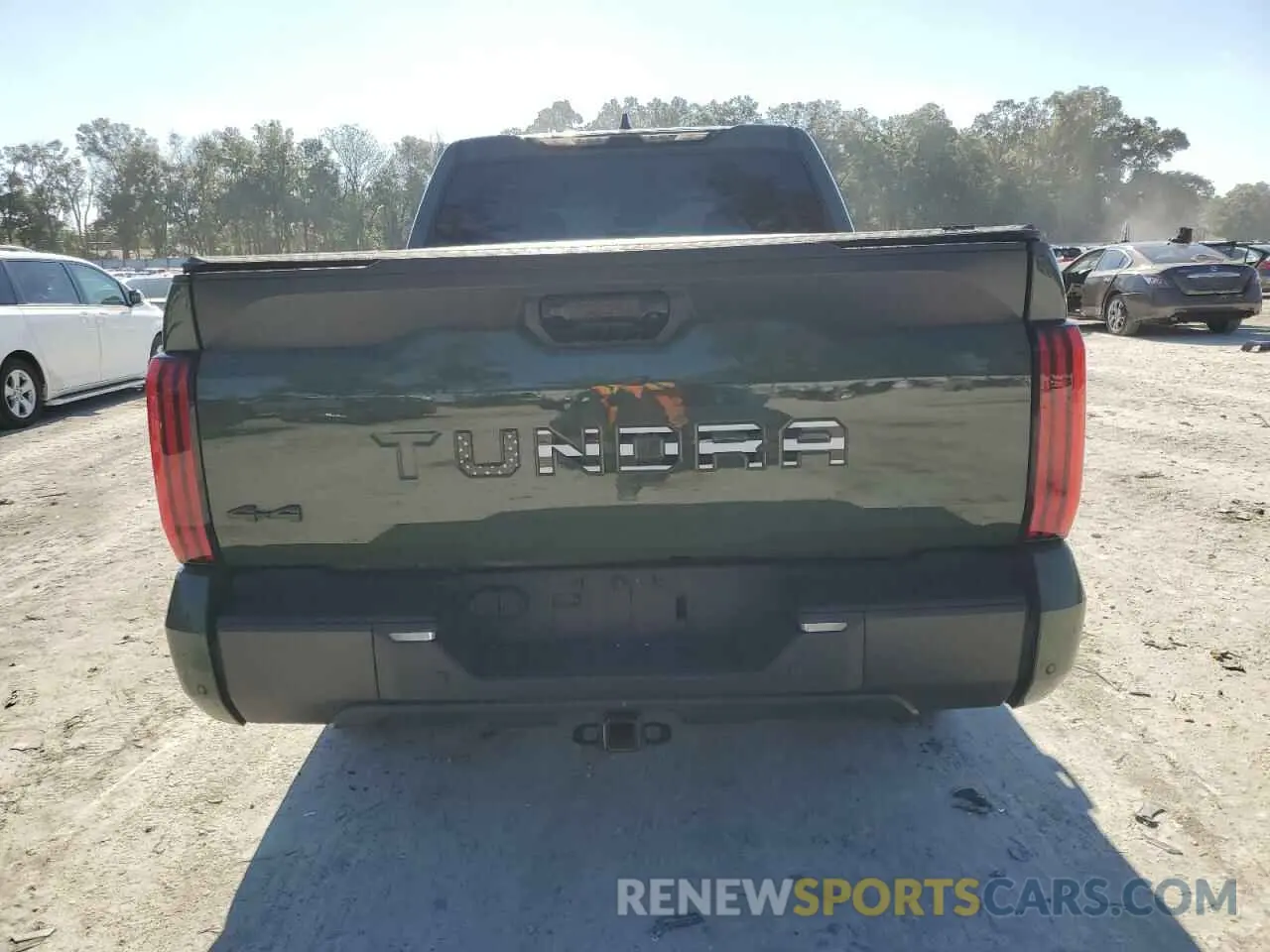 6 fotografías del automóvil dañado 5TFLA5DB9NX054723 TOYOTA TUNDRA 2022
