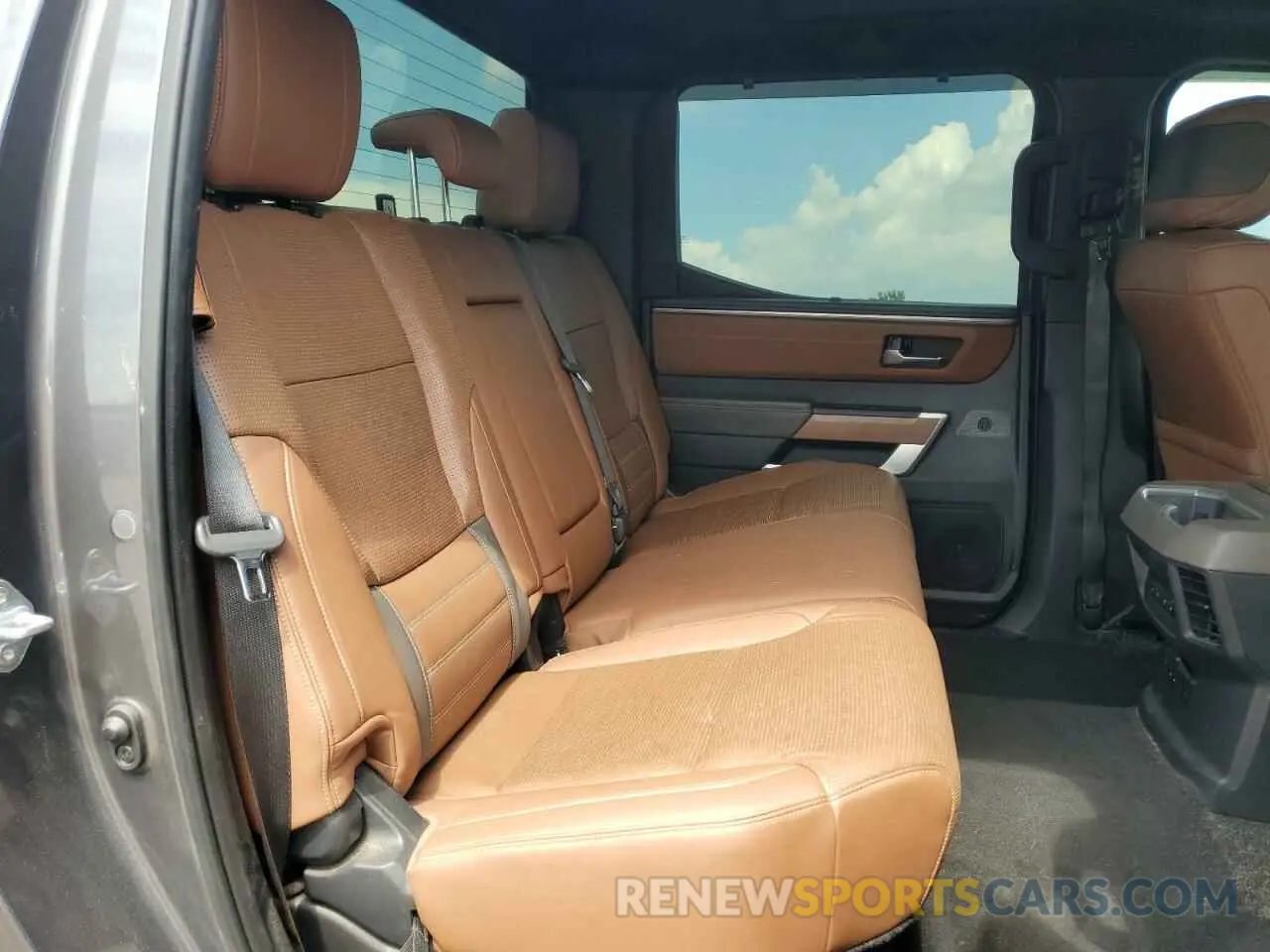 10 fotografías del automóvil dañado 5TFMA5DB6NX003197 TOYOTA TUNDRA 2022