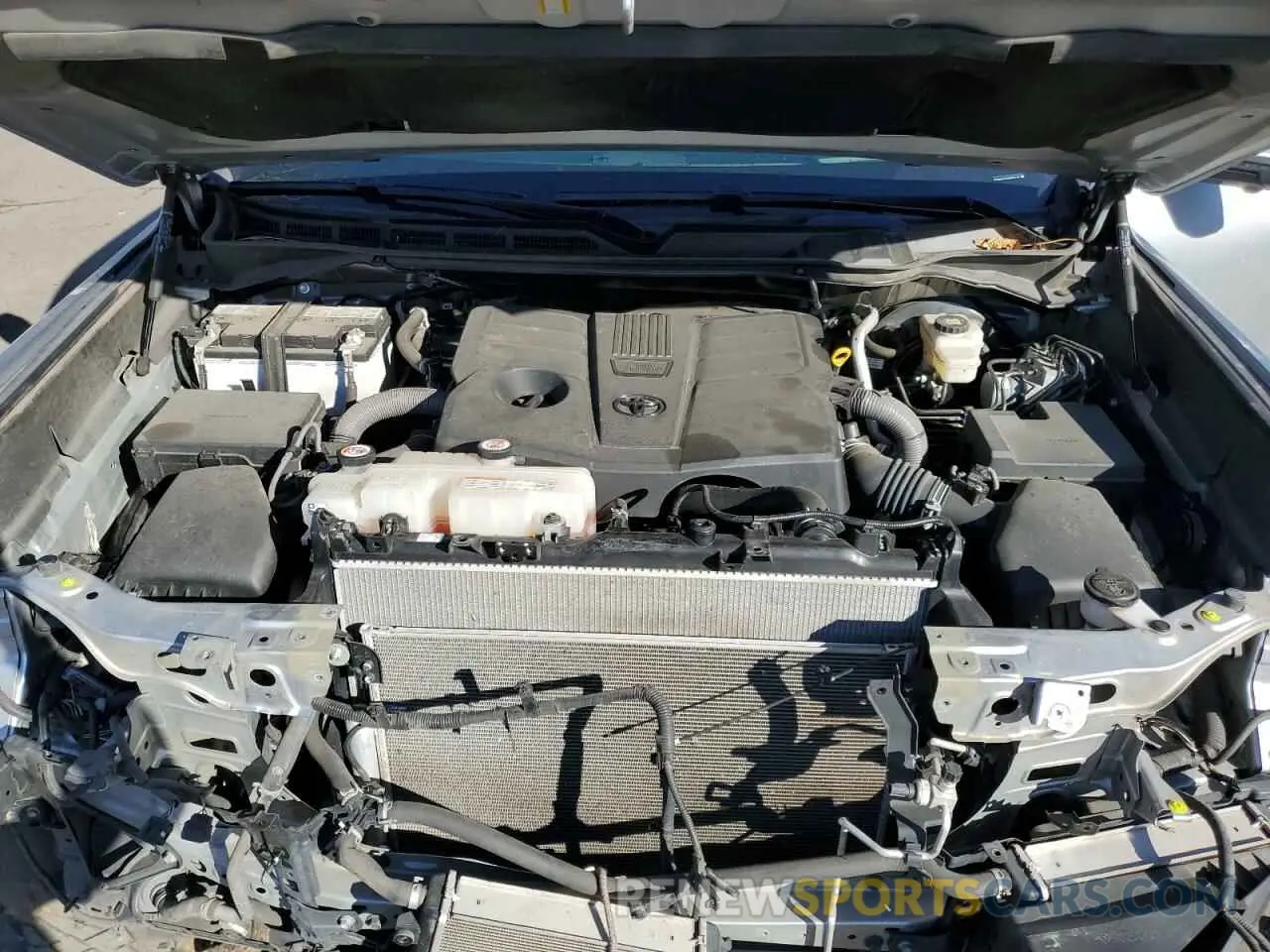 12 fotografías del automóvil dañado 5TFMA5EC9NX005128 TOYOTA TUNDRA 2022