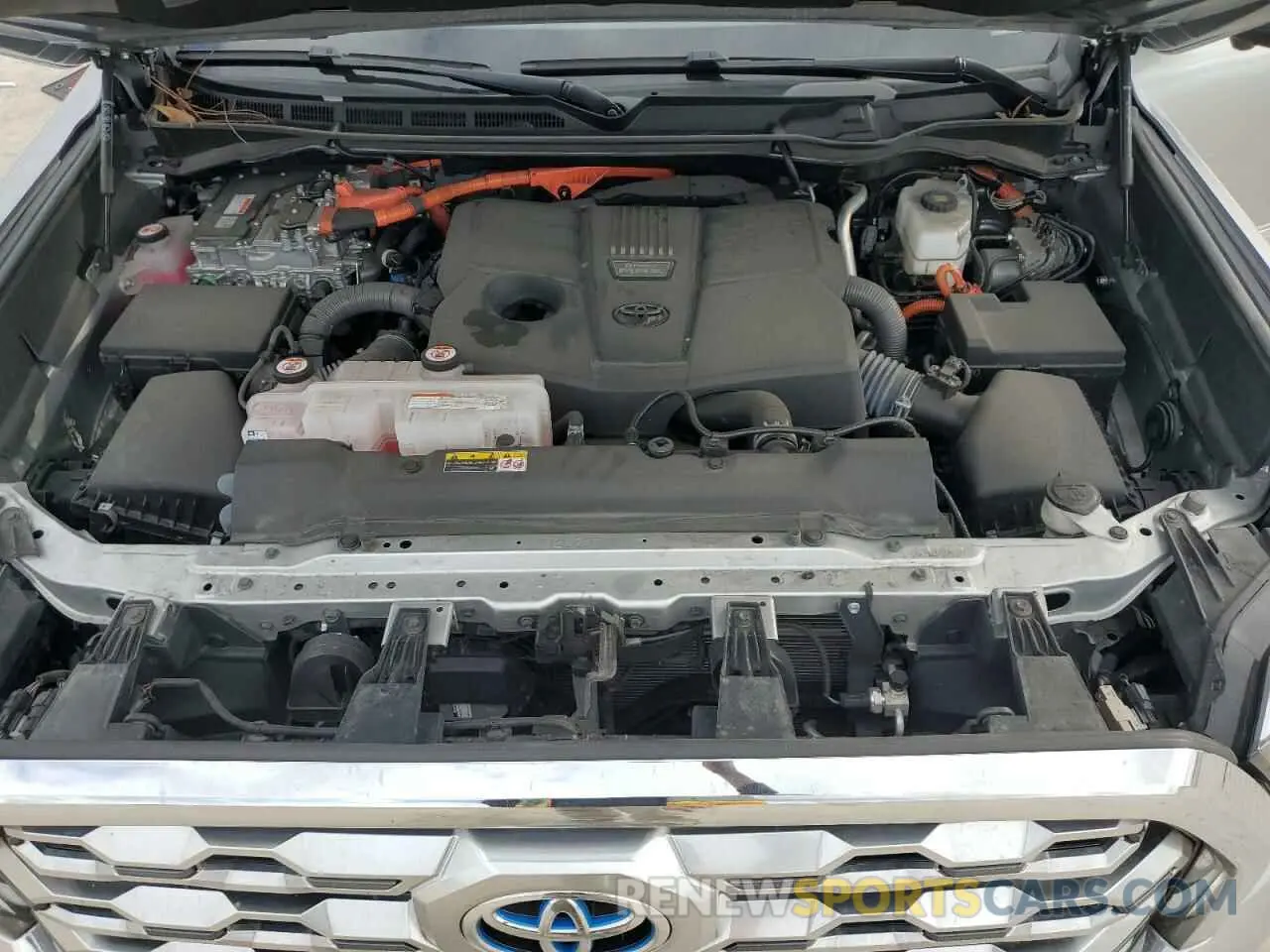11 fotografías del automóvil dañado 5TFMC5AB4NX001088 TOYOTA TUNDRA 2022