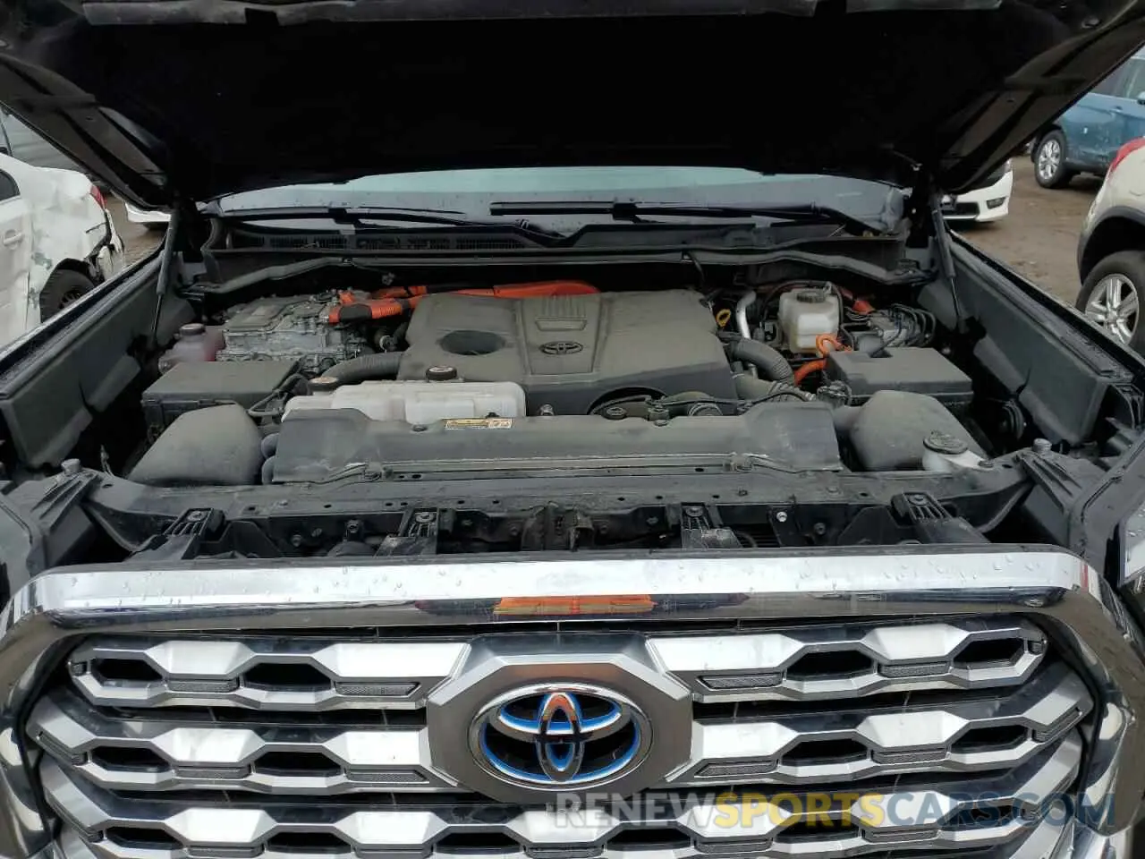 11 fotografías del automóvil dañado 5TFMC5DB1NX012075 TOYOTA TUNDRA 2022