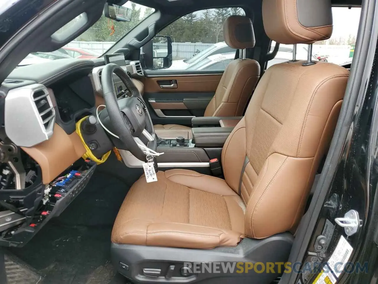 7 fotografías del automóvil dañado 5TFMC5DB1NX012075 TOYOTA TUNDRA 2022