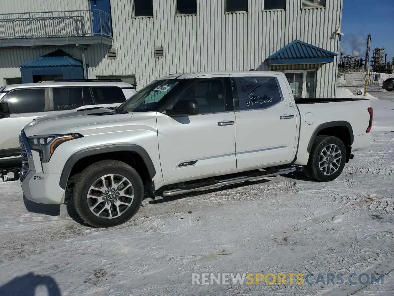 1 fotografías del automóvil dañado 5TFMC5DB8NX011490 TOYOTA TUNDRA 2022