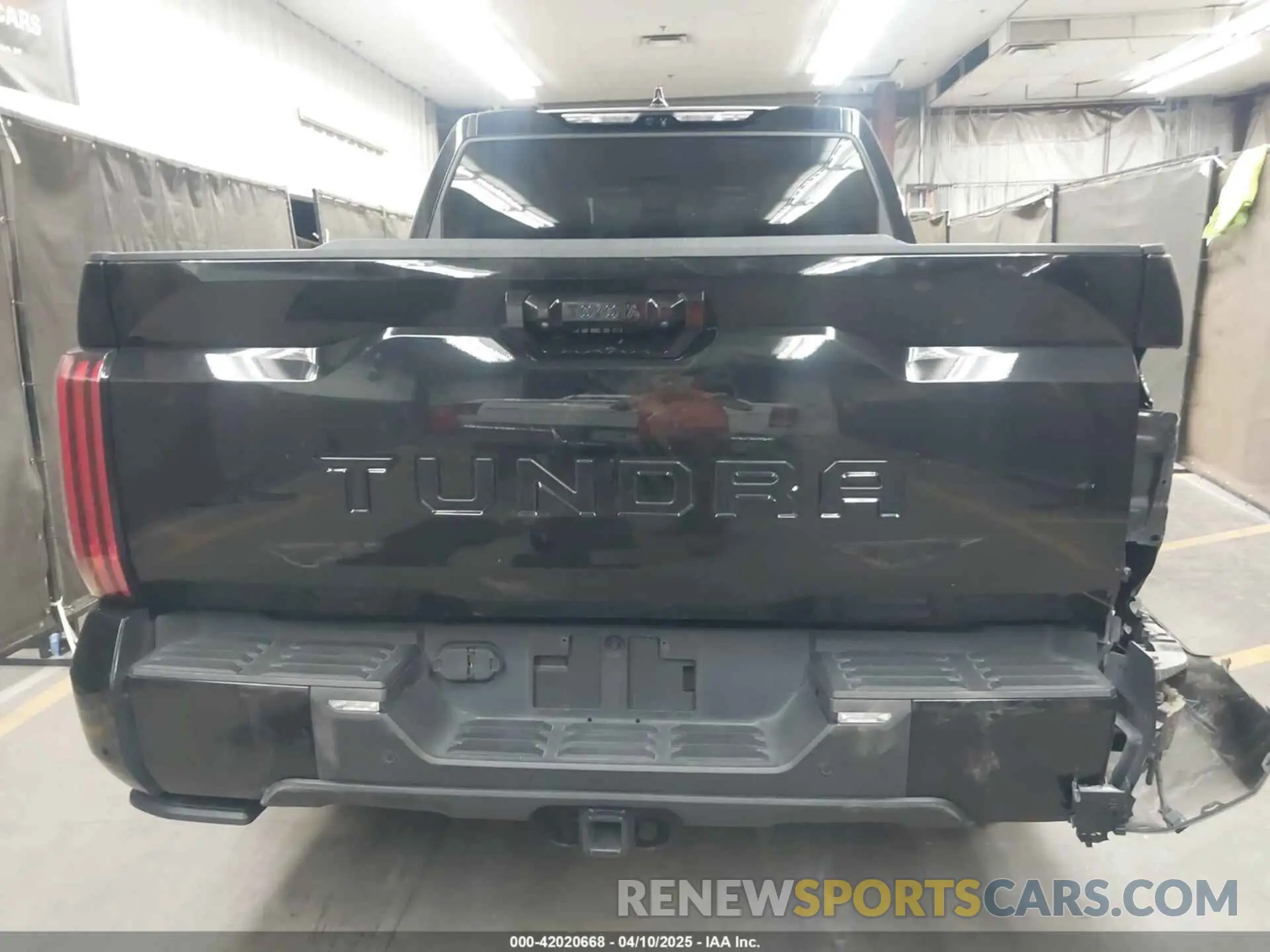 16 fotografías del automóvil dañado 5TFNA5AB6NX003712 TOYOTA TUNDRA 2022