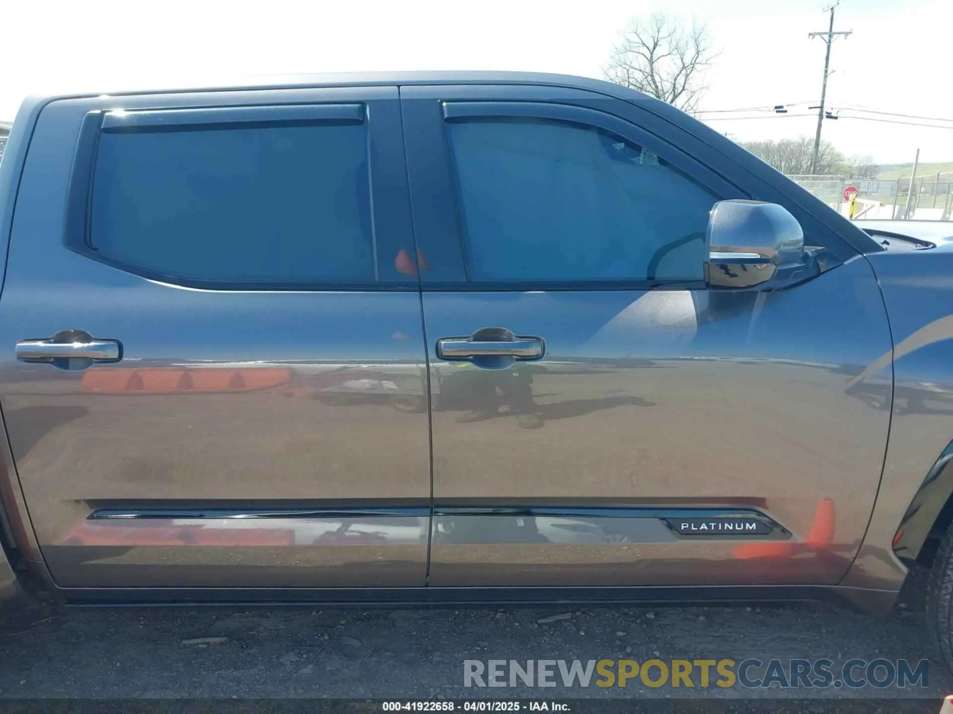 13 fotografías del automóvil dañado 5TFNA5DB3NX023458 TOYOTA TUNDRA 2022