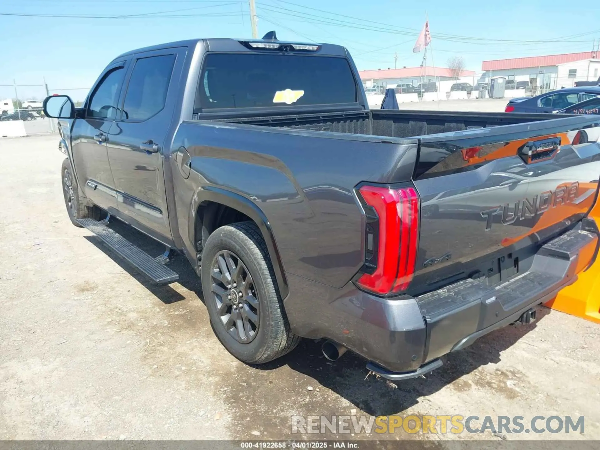 3 fotografías del automóvil dañado 5TFNA5DB3NX023458 TOYOTA TUNDRA 2022
