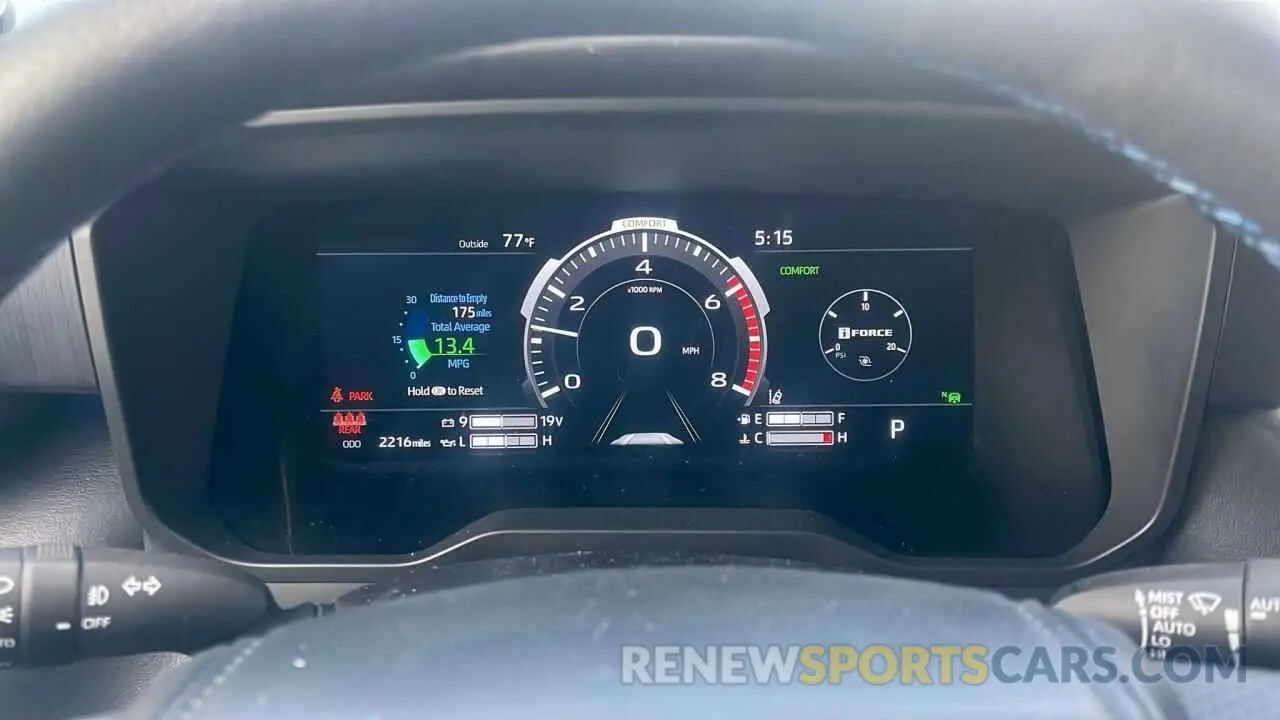 8 fotografías del automóvil dañado 5TFNA5DB4NX002456 TOYOTA TUNDRA 2022
