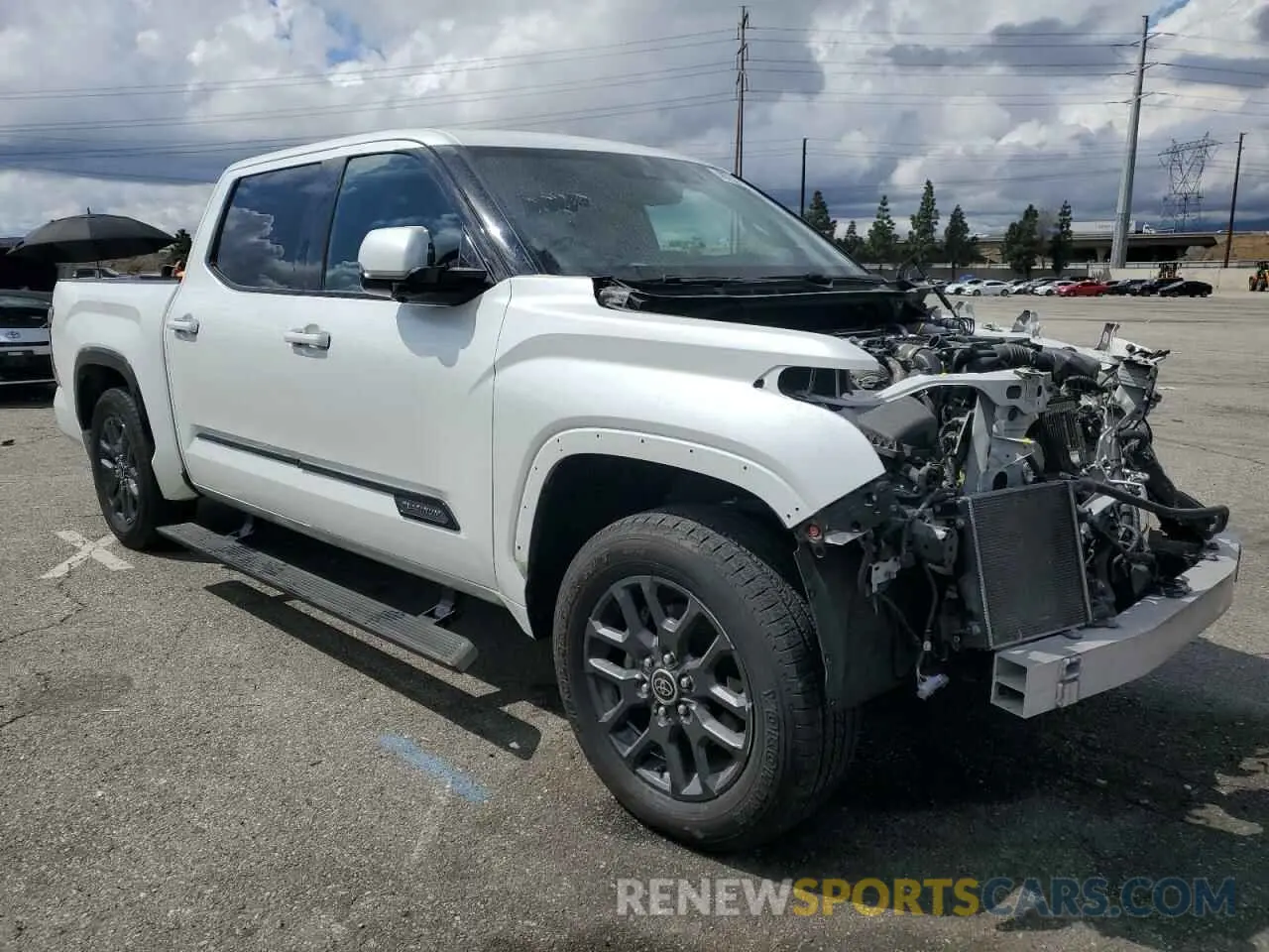4 fotografías del automóvil dañado 5TFNA5DB6NX005049 TOYOTA TUNDRA 2022