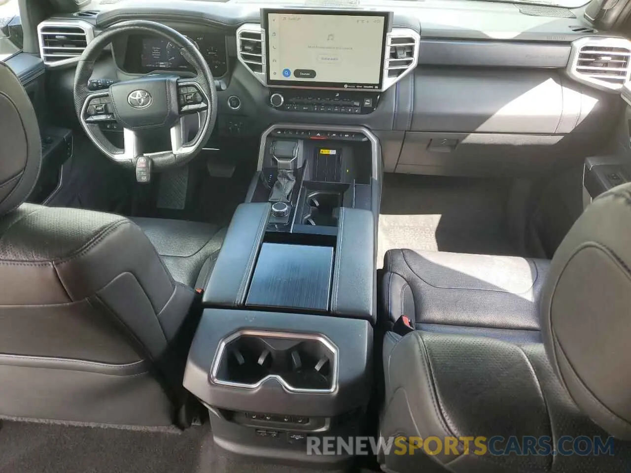 8 fotografías del automóvil dañado 5TFNA5DB6NX005049 TOYOTA TUNDRA 2022