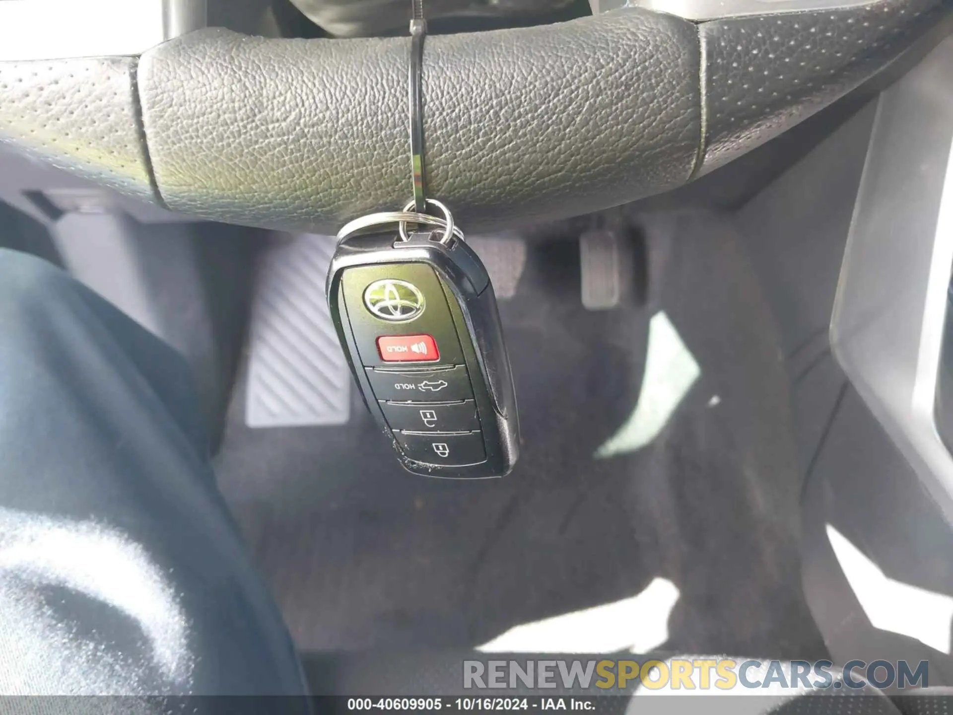 11 fotografías del automóvil dañado 5TFNA5DB6NX006413 TOYOTA TUNDRA 2022
