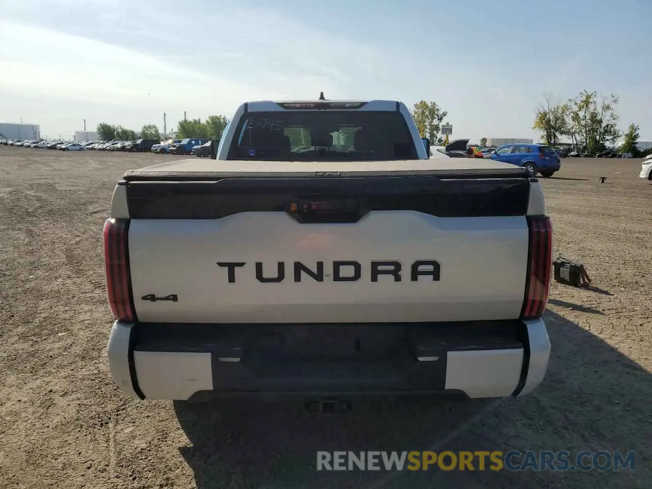 6 fotografías del automóvil dañado 5TFNA5EC4NX006062 TOYOTA TUNDRA 2022