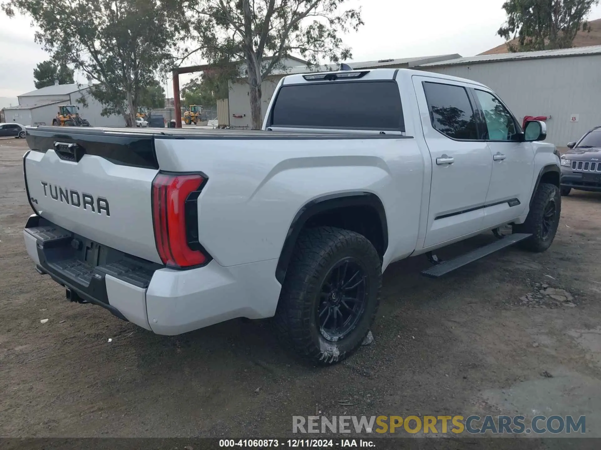 4 fotografías del automóvil dañado 5TFNA5EC8NX001706 TOYOTA TUNDRA 2022