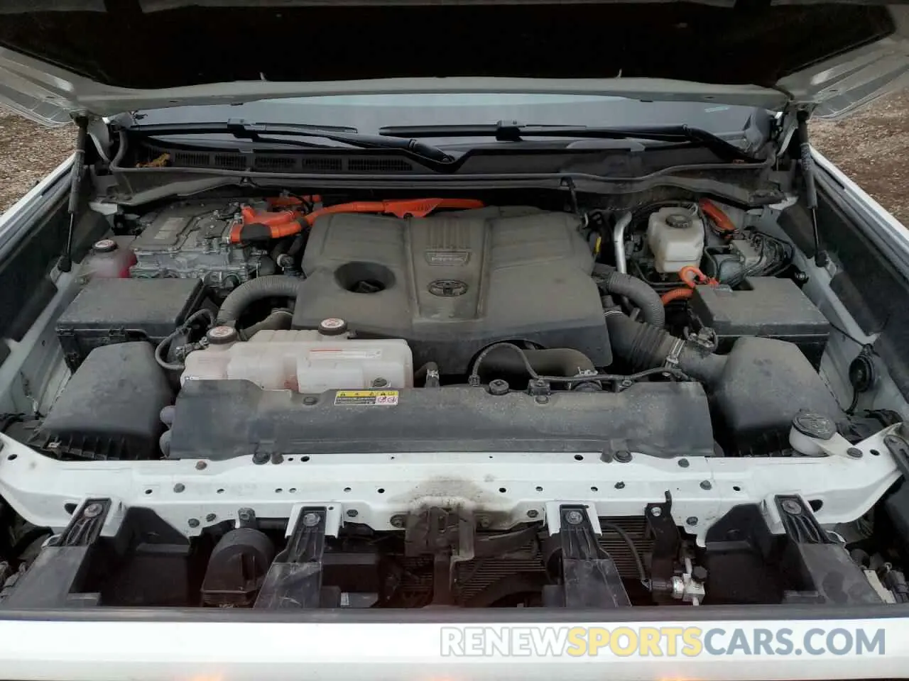 11 fotografías del automóvil dañado 5TFPC5DB9NX004478 TOYOTA TUNDRA 2022