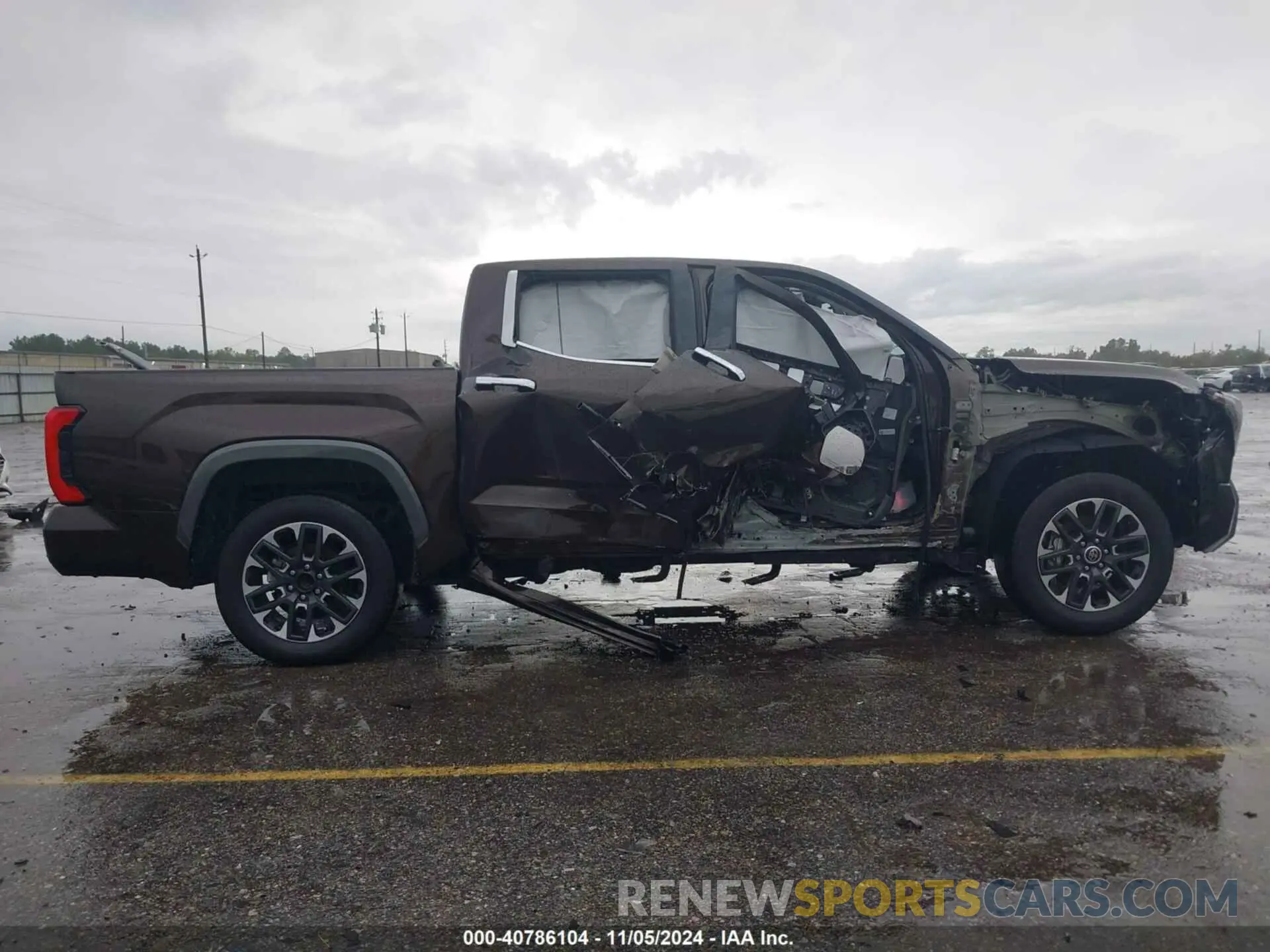 13 fotografías del automóvil dañado 5TFJA5AB5PX025783 TOYOTA TUNDRA 2023