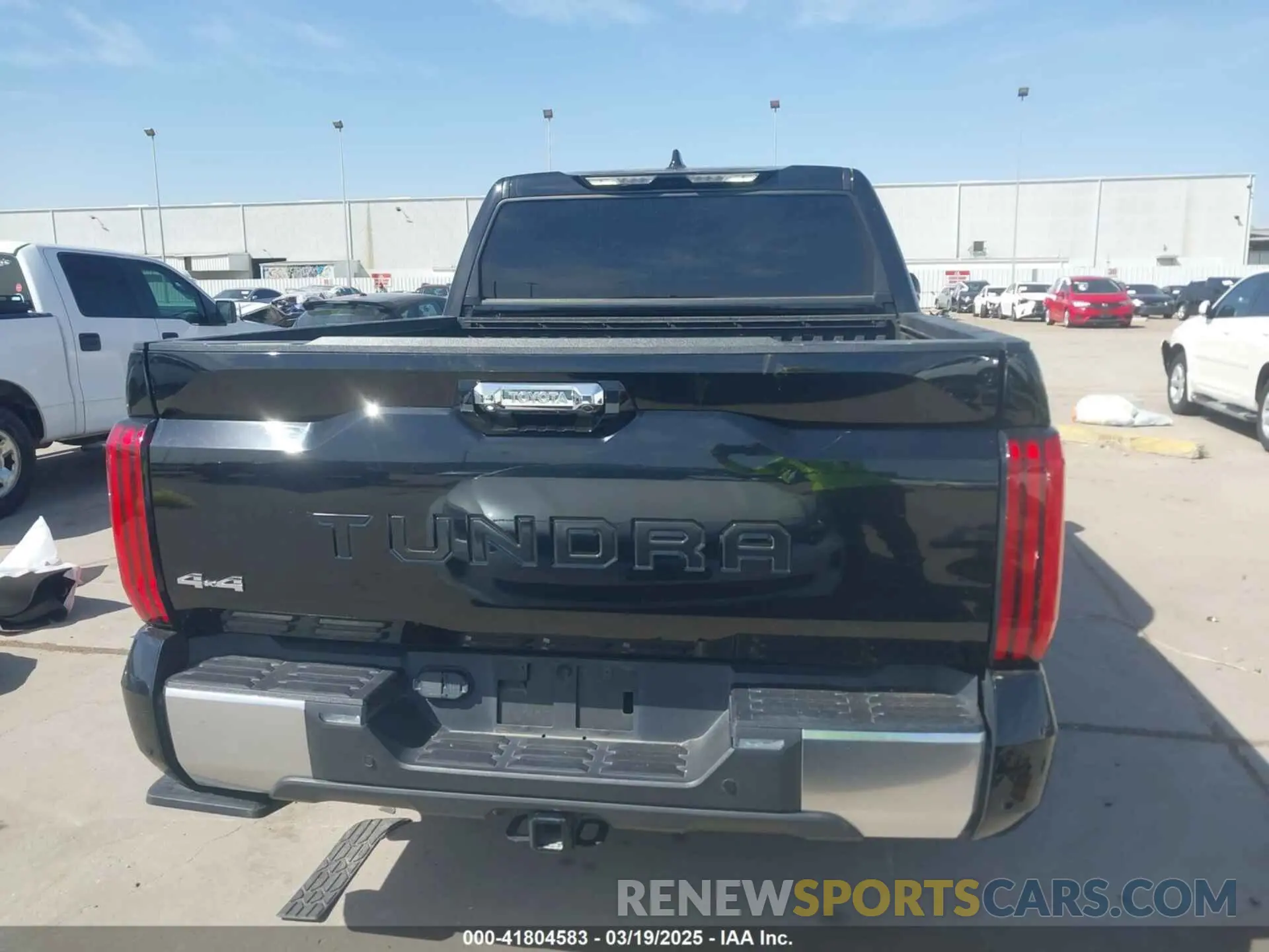 17 fotografías del automóvil dañado 5TFJA5DB1PX081697 TOYOTA TUNDRA 2023