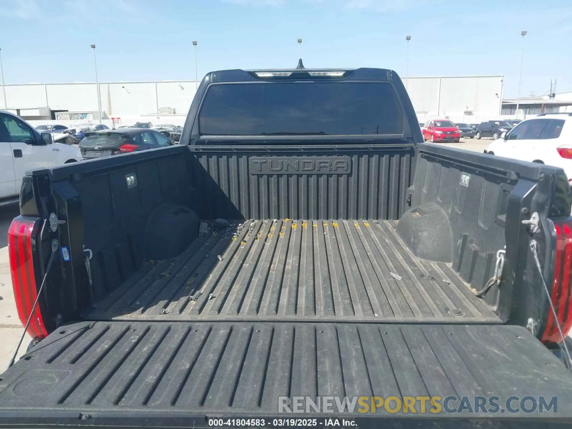 20 fotografías del automóvil dañado 5TFJA5DB1PX081697 TOYOTA TUNDRA 2023