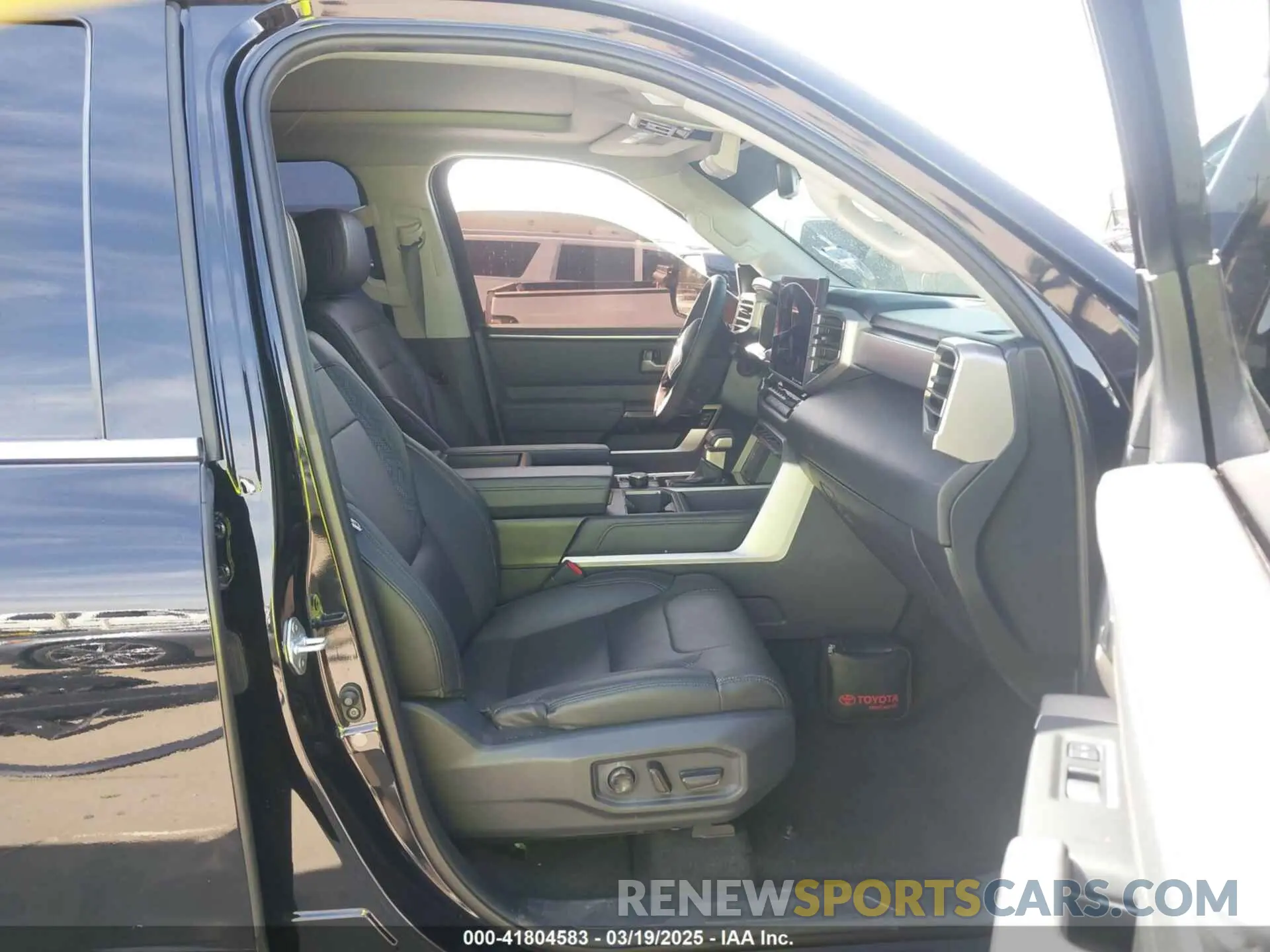 5 fotografías del automóvil dañado 5TFJA5DB1PX081697 TOYOTA TUNDRA 2023
