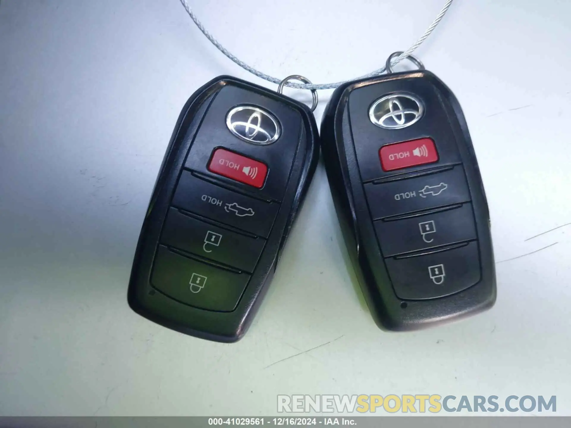 11 fotografías del automóvil dañado 5TFJA5DB5PX065812 TOYOTA TUNDRA 2023