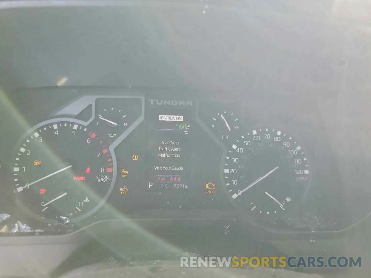 9 fotografías del automóvil dañado 5TFJA5DB7PX109180 TOYOTA TUNDRA 2023